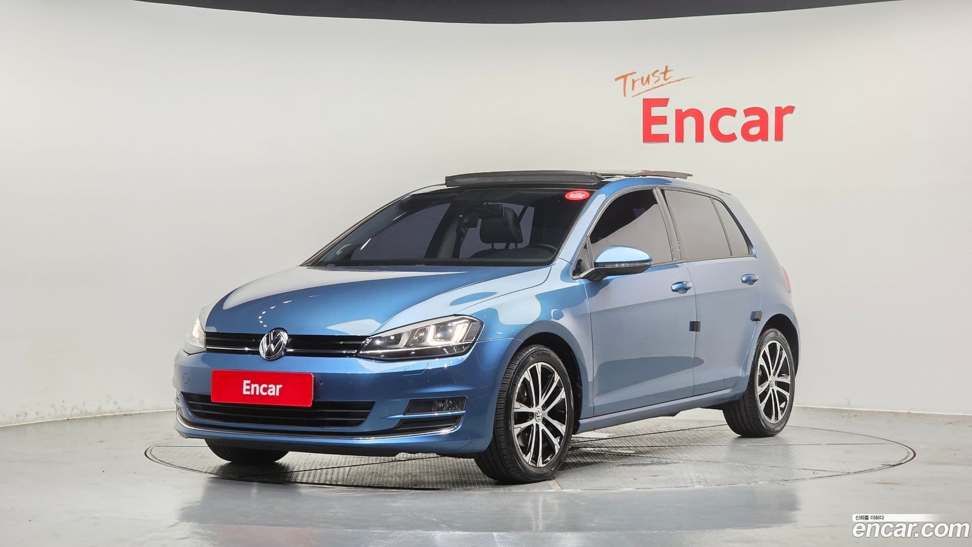 Main__Slider__Photo:Golf Volkswagen 2016.5-0
