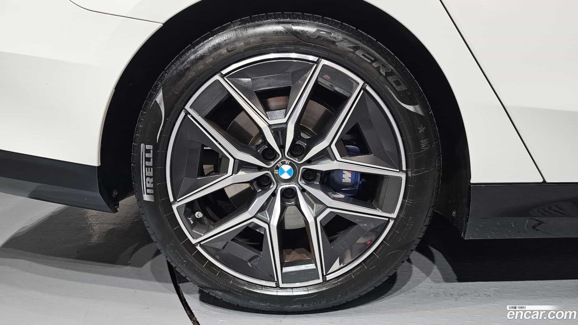 5-Series BMW 2024.4-OUTER-005