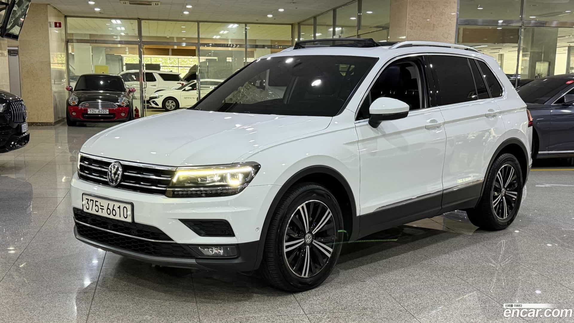 Tiguan Volkswagen 2020.5-OUTER-001