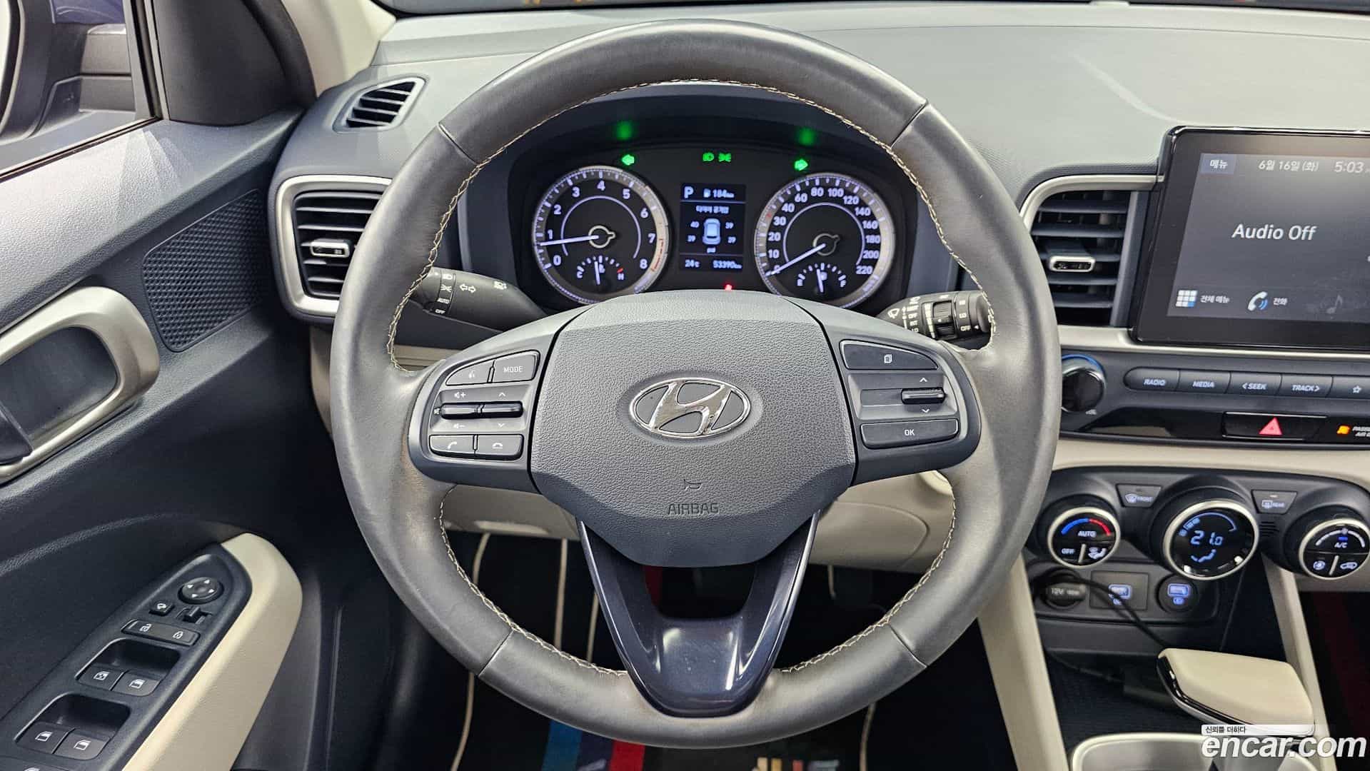 Venue Hyundai 2019.8-OPTION-017