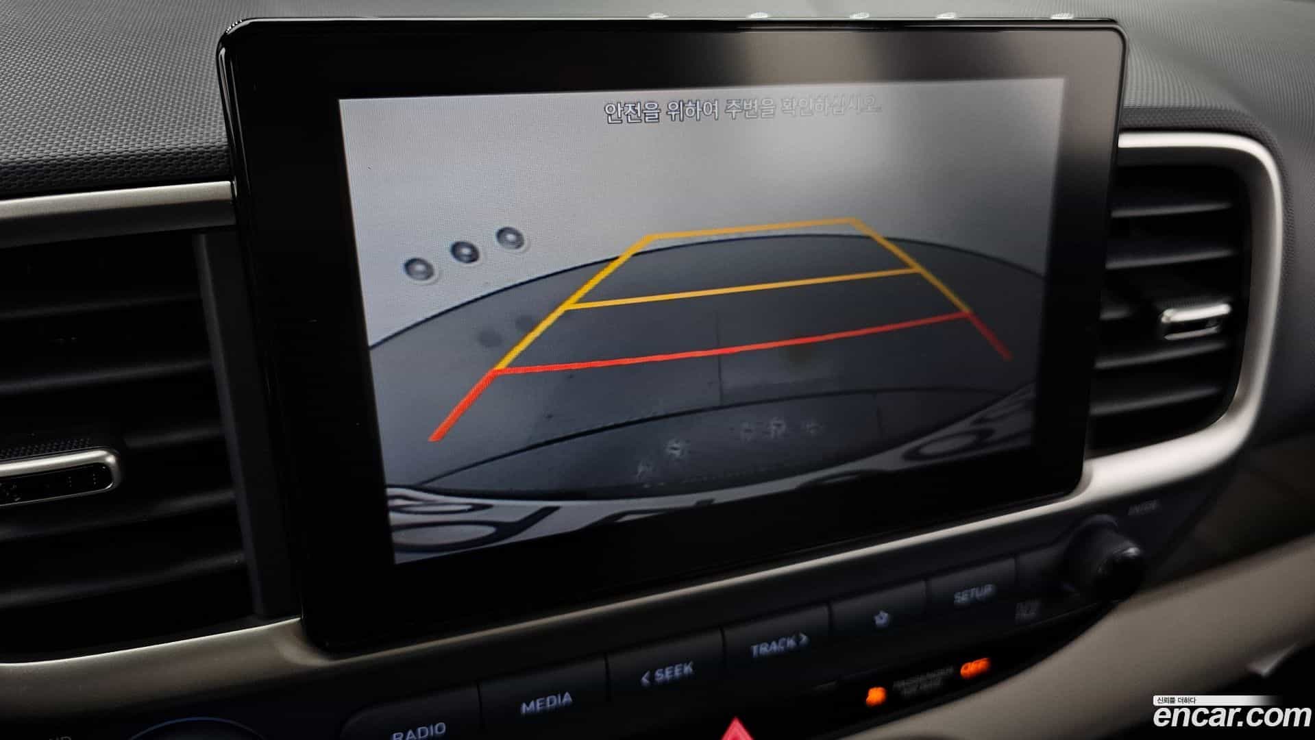 Venue Hyundai 2019.8-OPTION-019