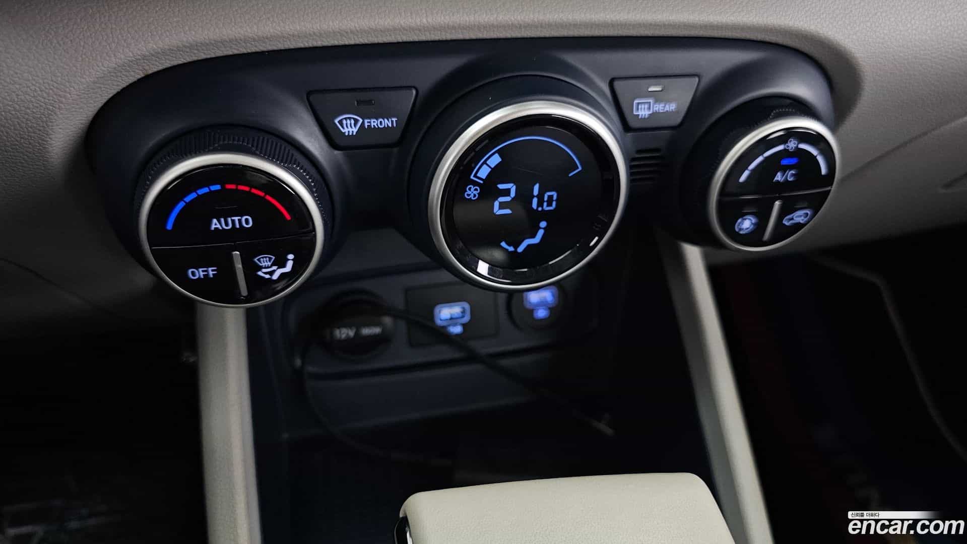 Venue Hyundai 2019.8-OPTION-040