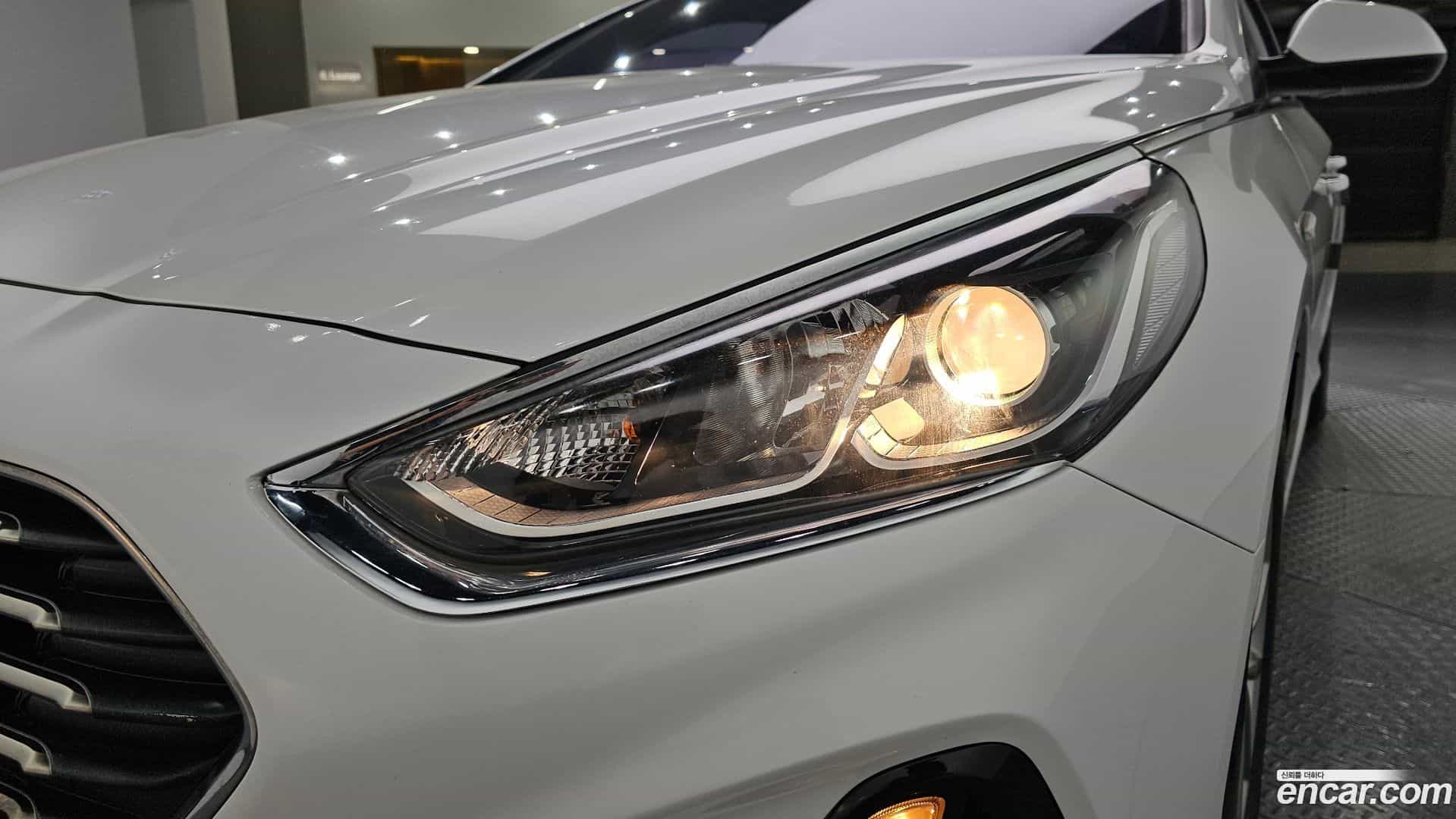 Sonata Hyundai 2018.0-OUTER-032