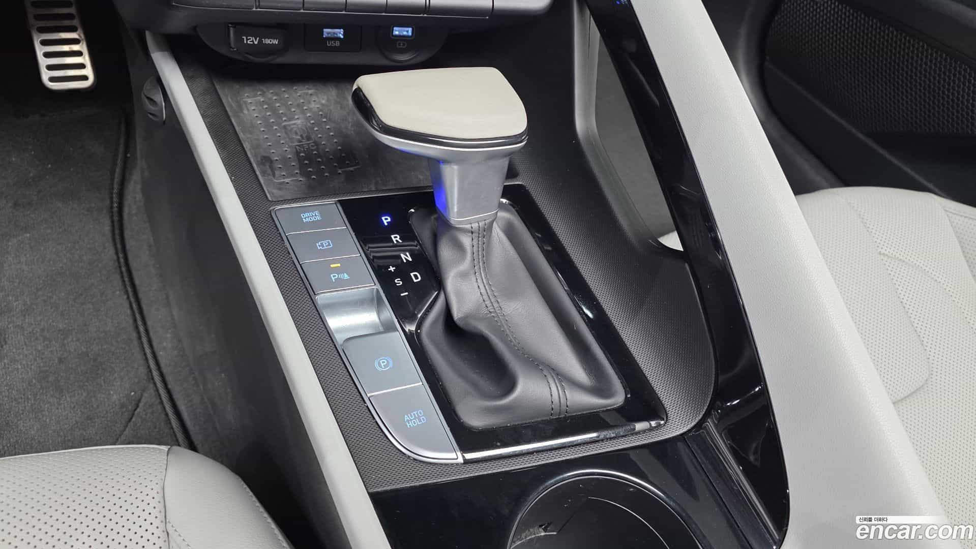 AVANTE Hyundai 2020.8-INNER-009