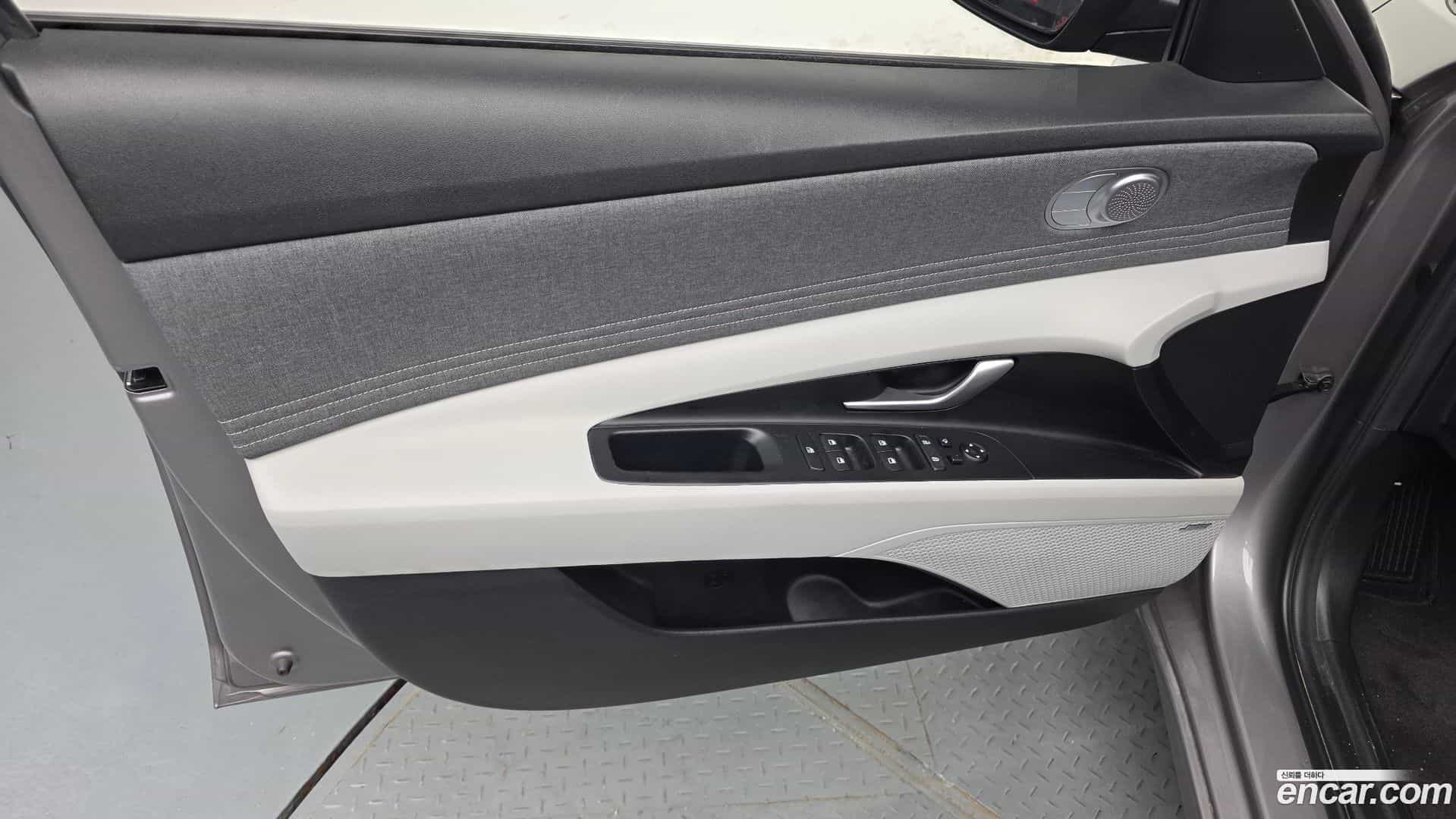 AVANTE Hyundai 2020.8-INNER-034