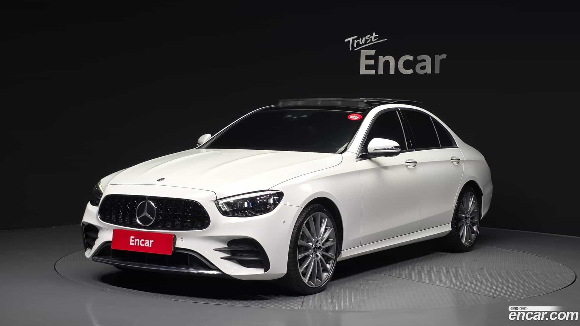 E-Class Mercedes-Benz 2020.9-OUTER-001