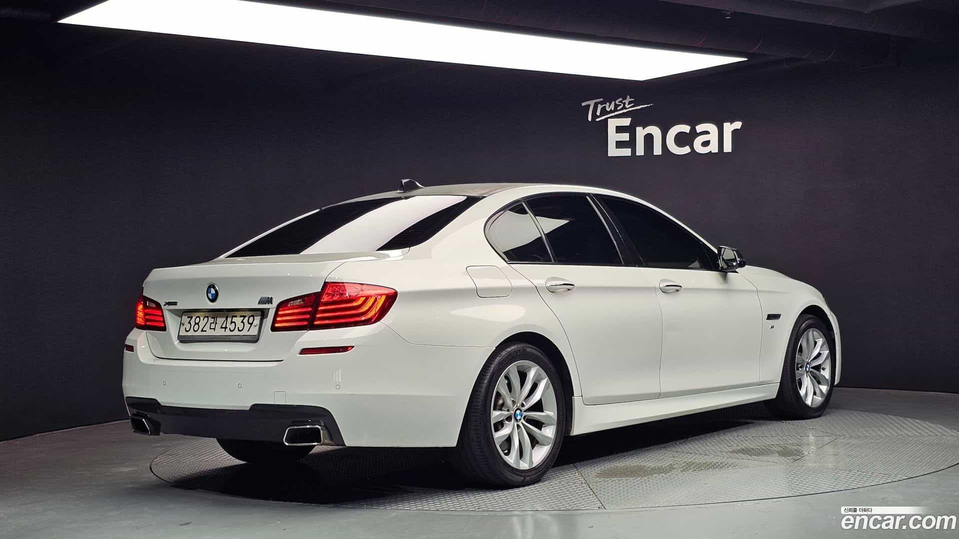 5-Series BMW 2015.10-OUTER-002