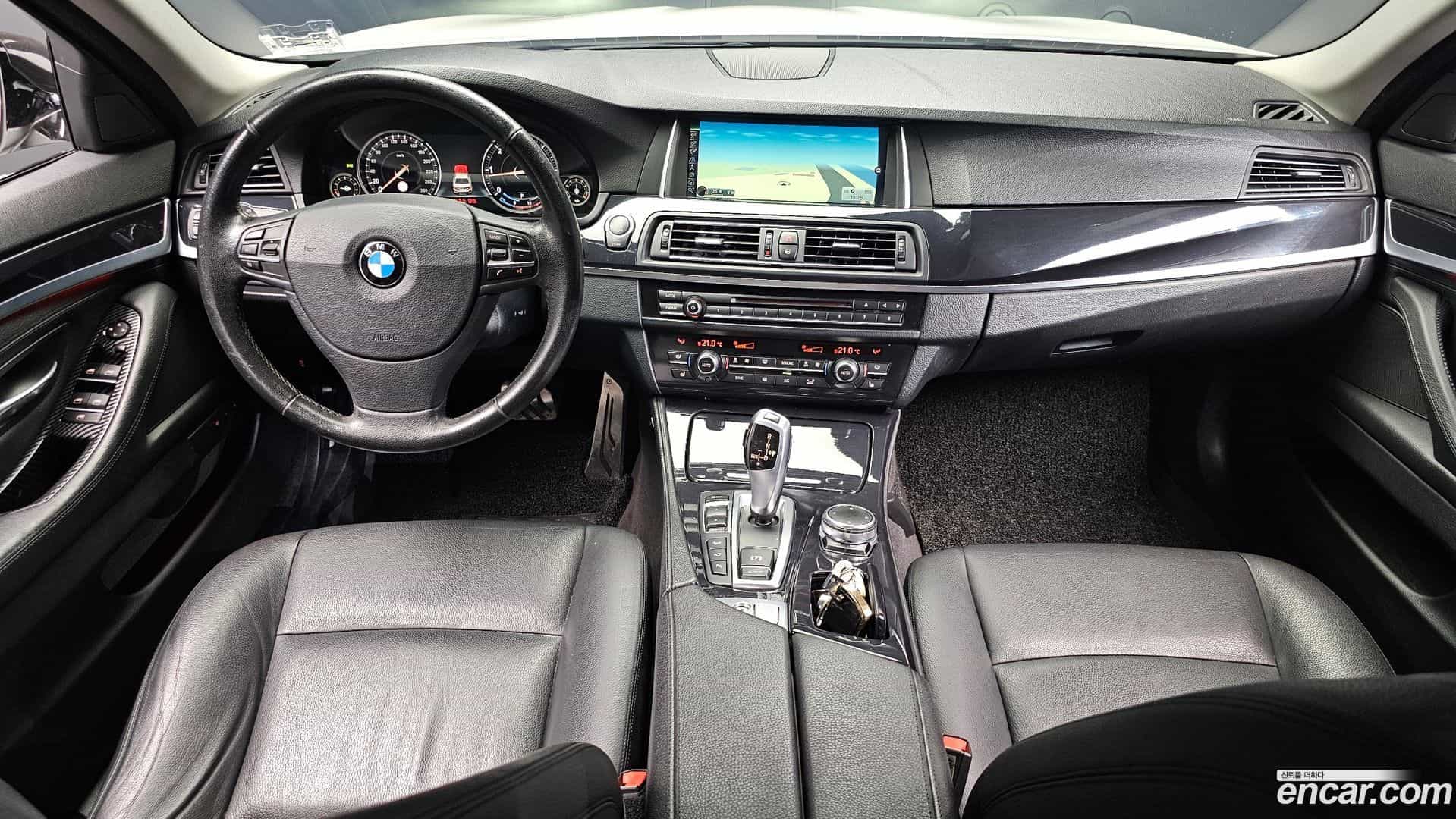 5-Series BMW 2015.10-INNER-007