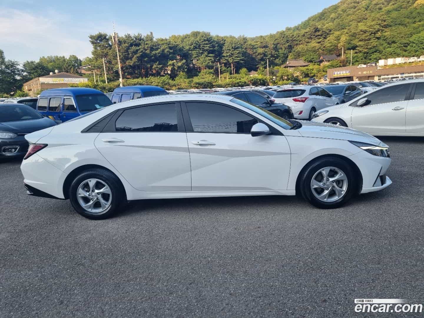 AVANTE Hyundai 2021.3-INNER-008