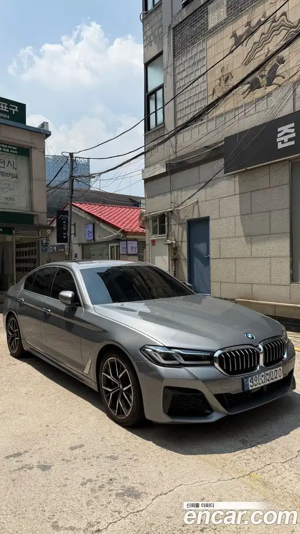 5-Series BMW 2022.10-OUTER-002