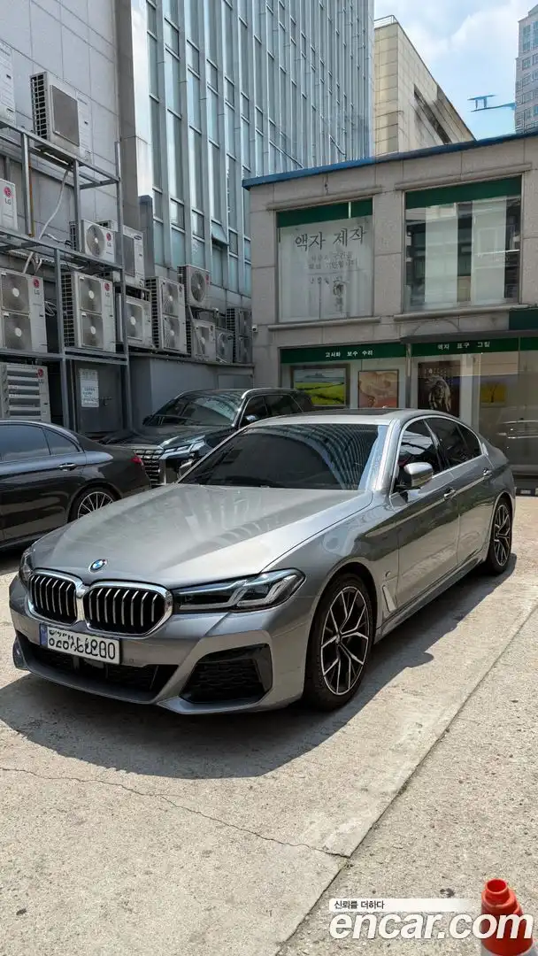 5-Series BMW 2022.10-OUTER-003