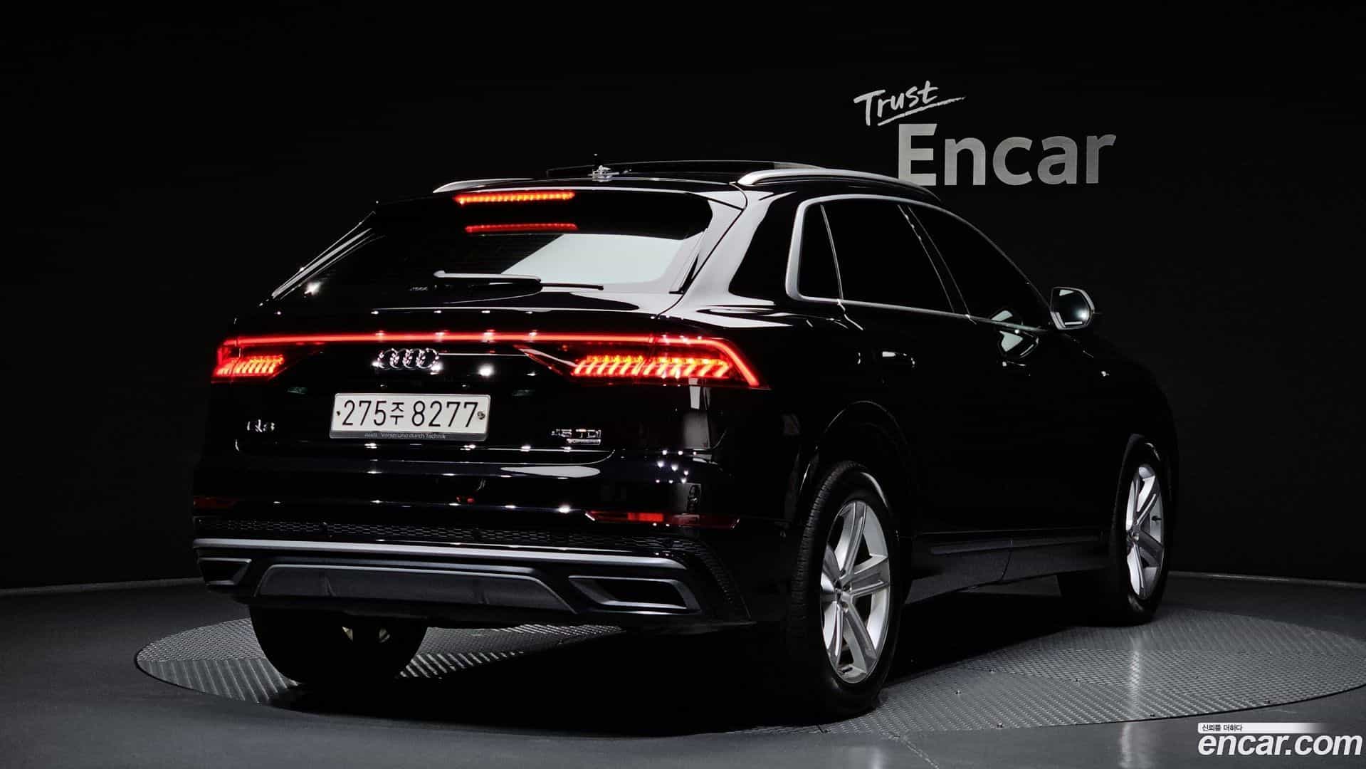 Q8 Audi 2020.5-OUTER-002