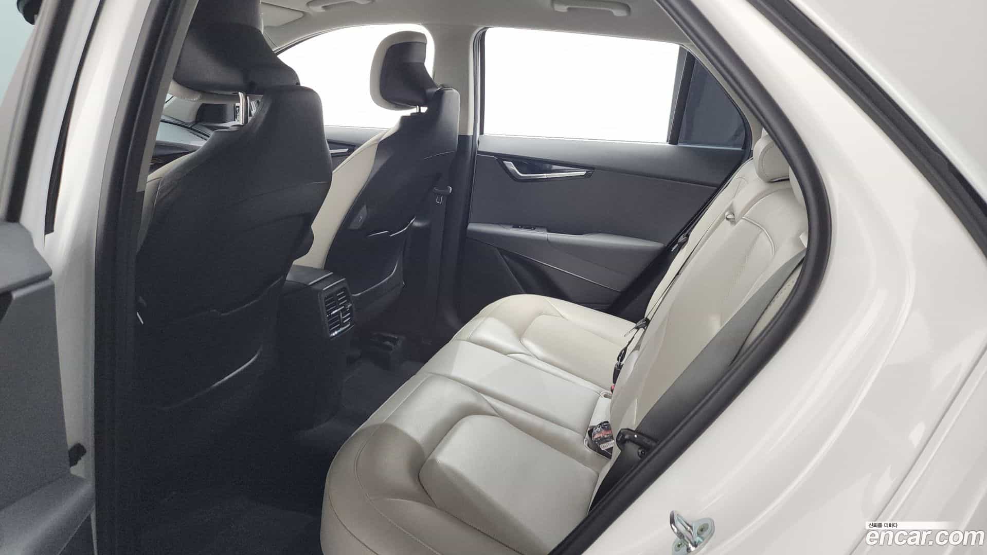 Niro Kia 2022.4-OPTION-015