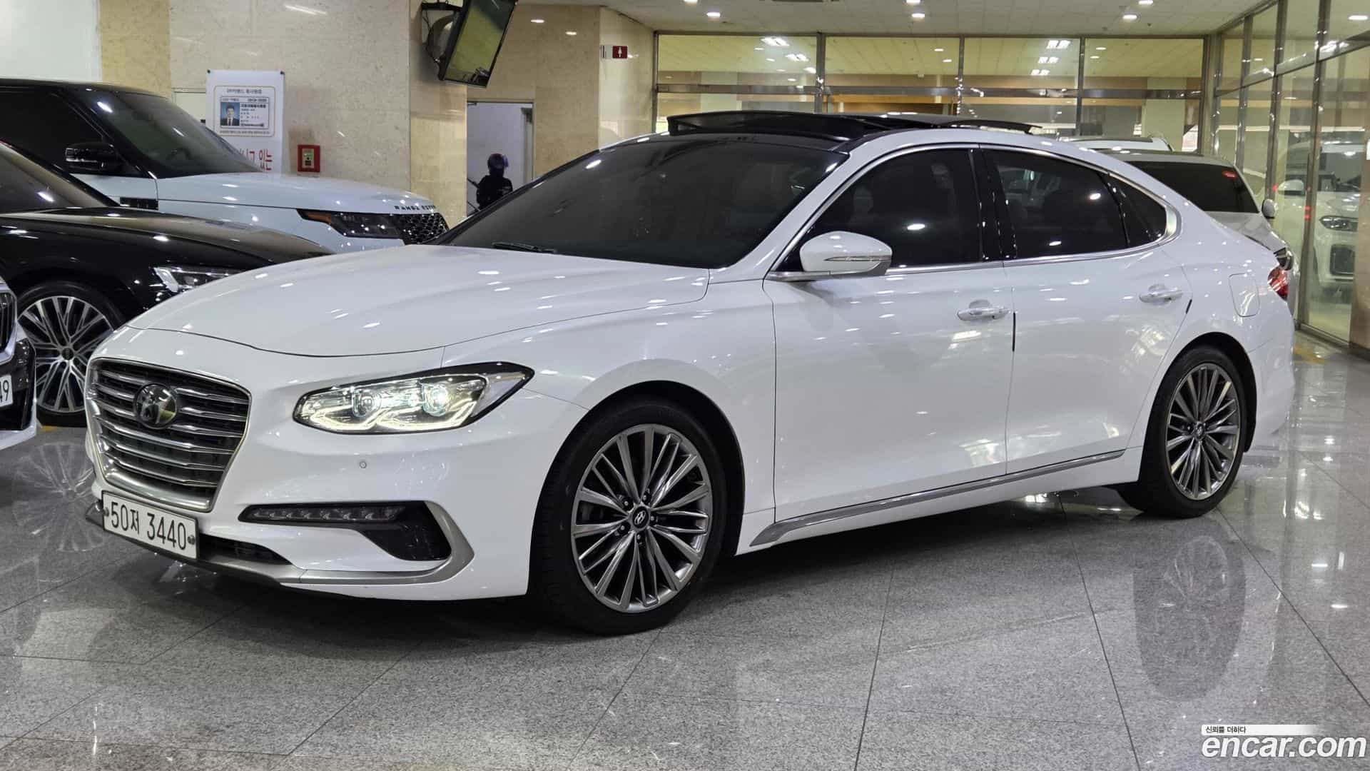 Grandeur Hyundai 2017.9-OUTER-001