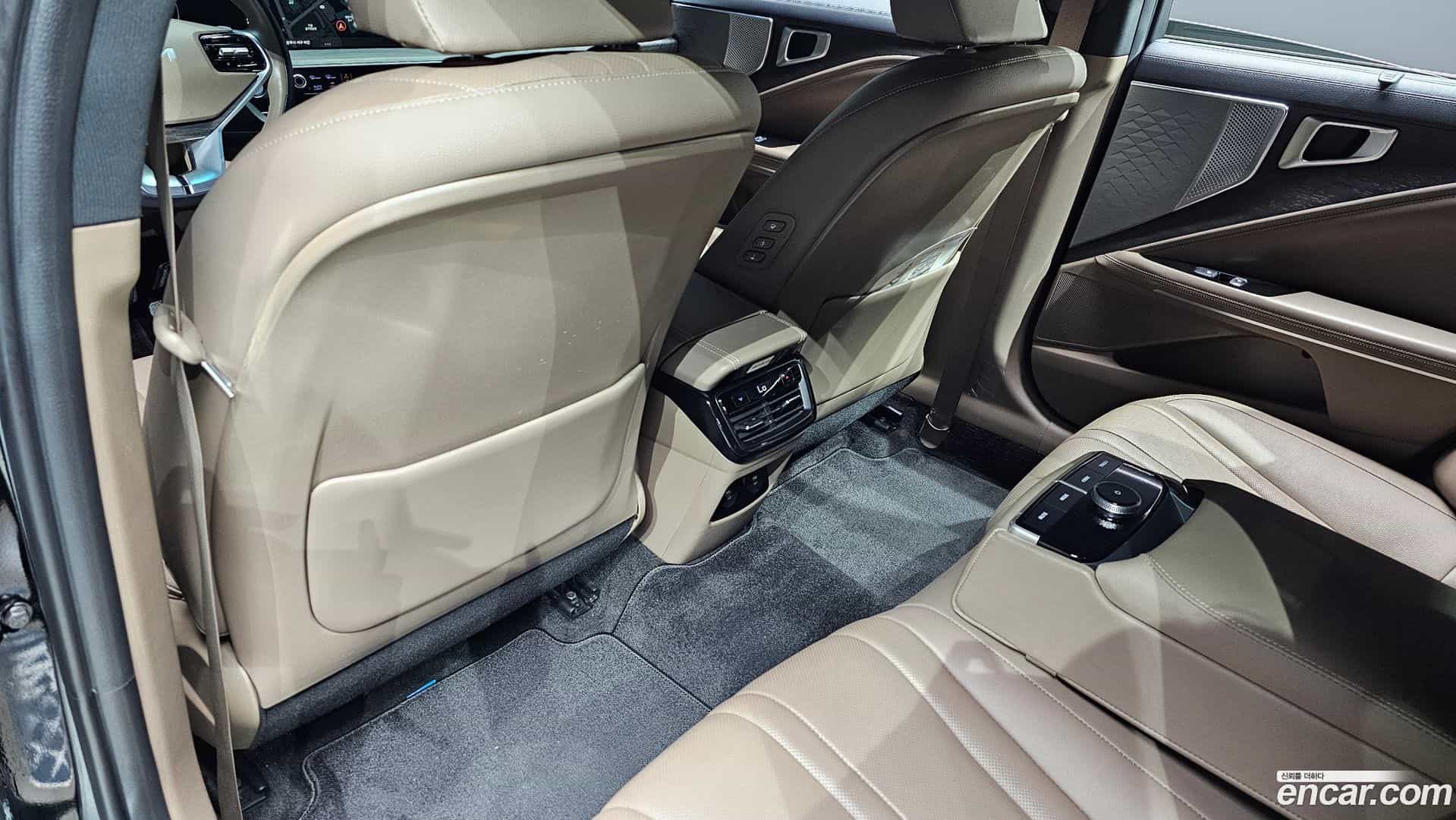K8 Kia 2023.3-OPTION-040