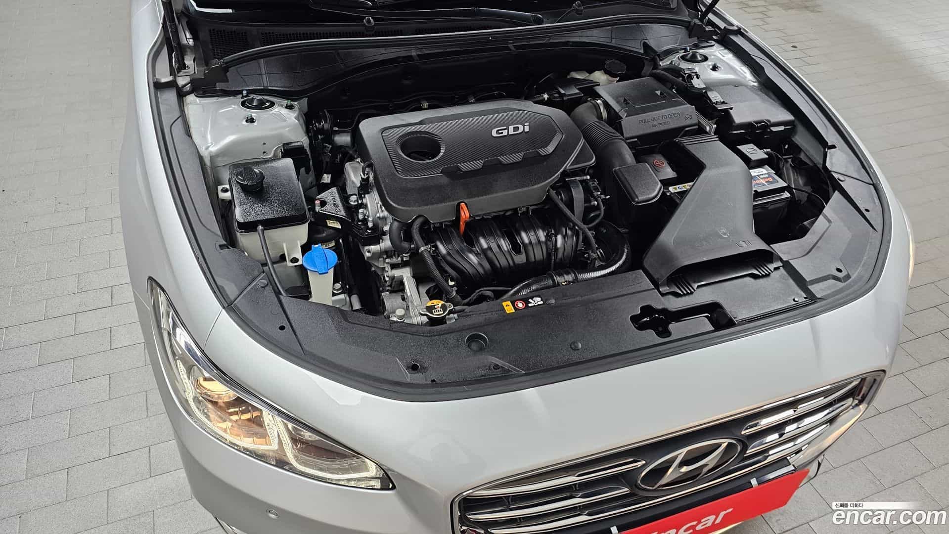 Grandeur Hyundai 2017.1-OUTER-006