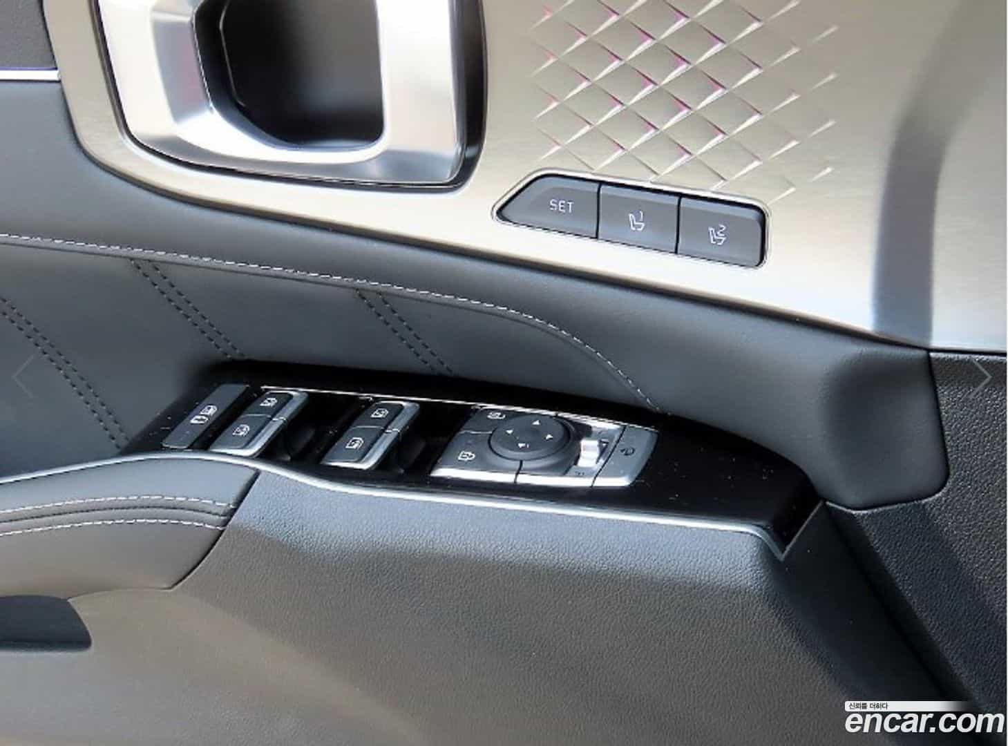 Sorento Kia 2022.3-OPTION-015