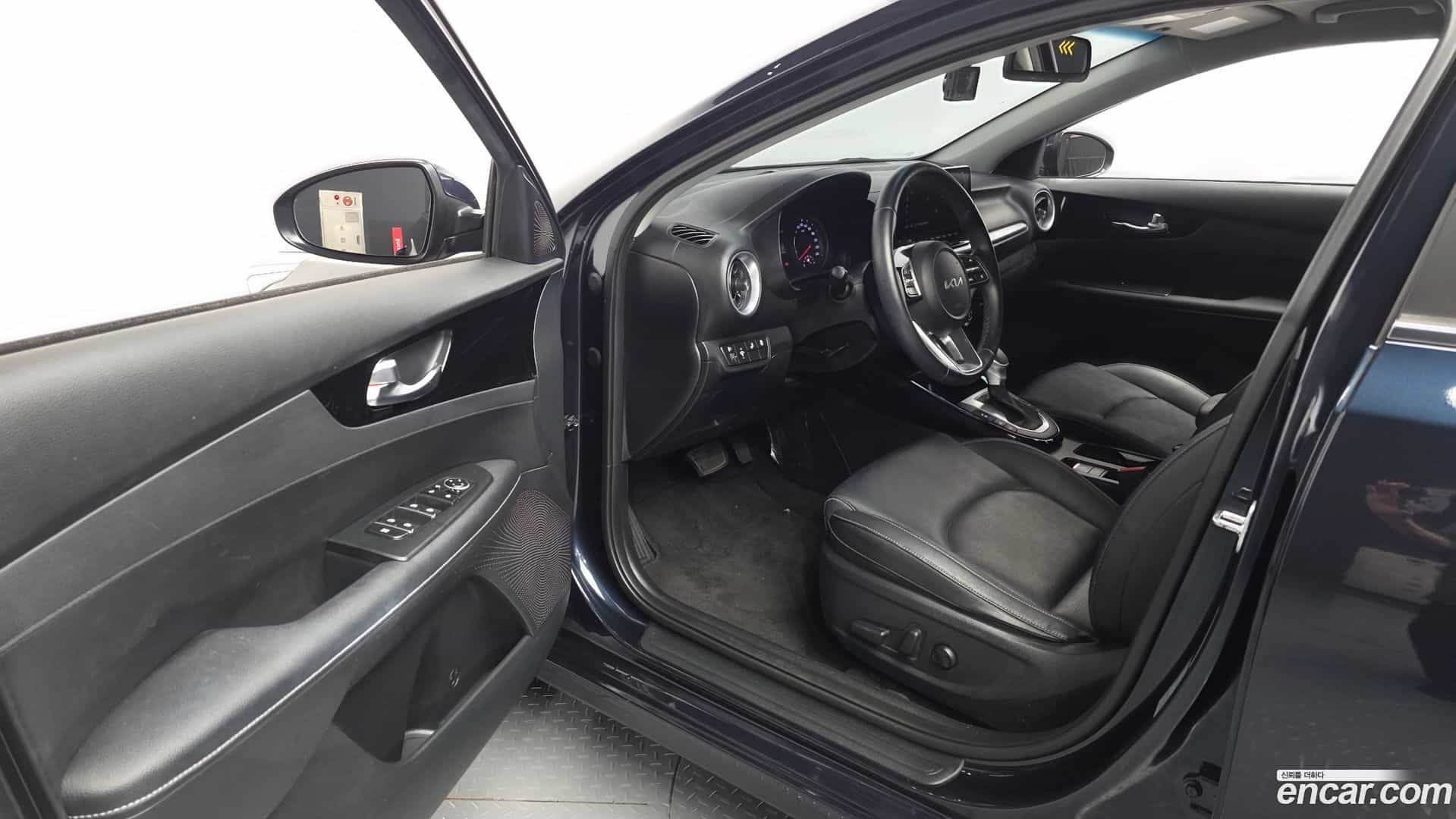 K3 Kia 2021.5-INNER-010
