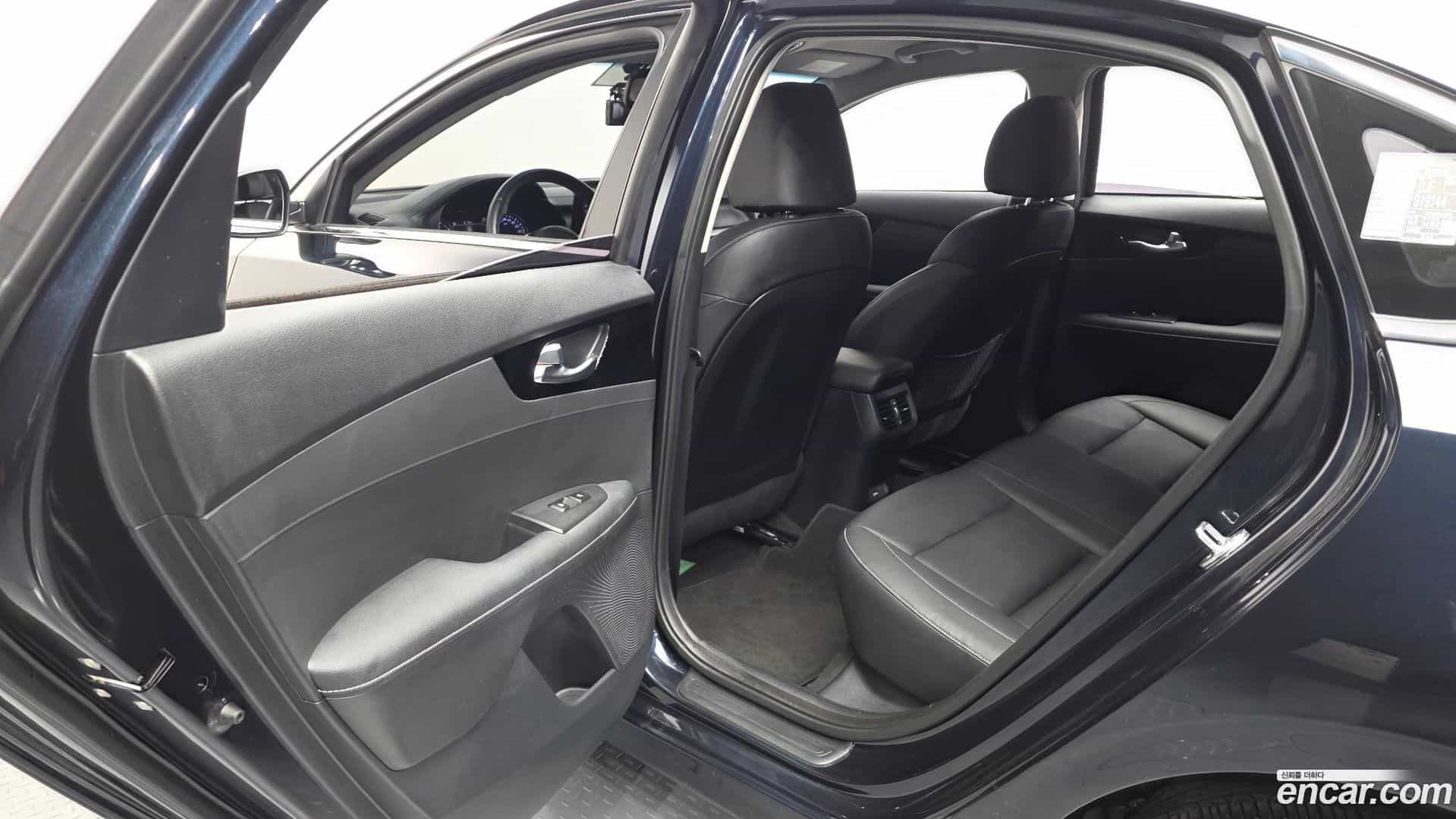 K3 Kia 2021.5-INNER-036