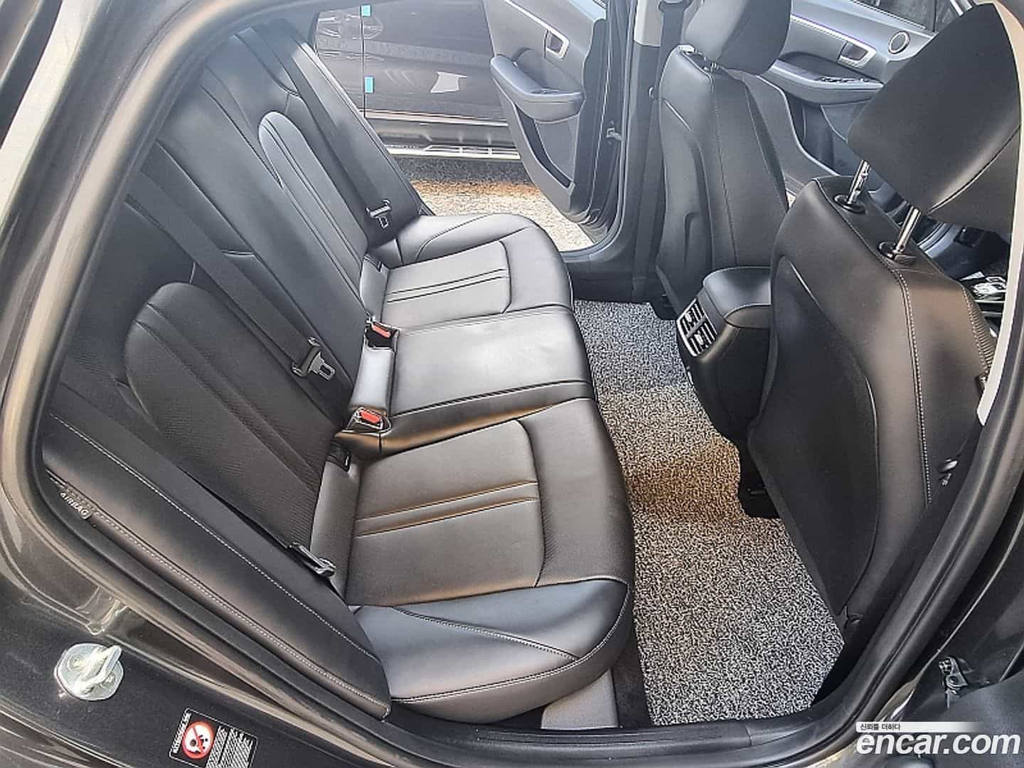 Sonata Hyundai 2021.2-OPTION-019