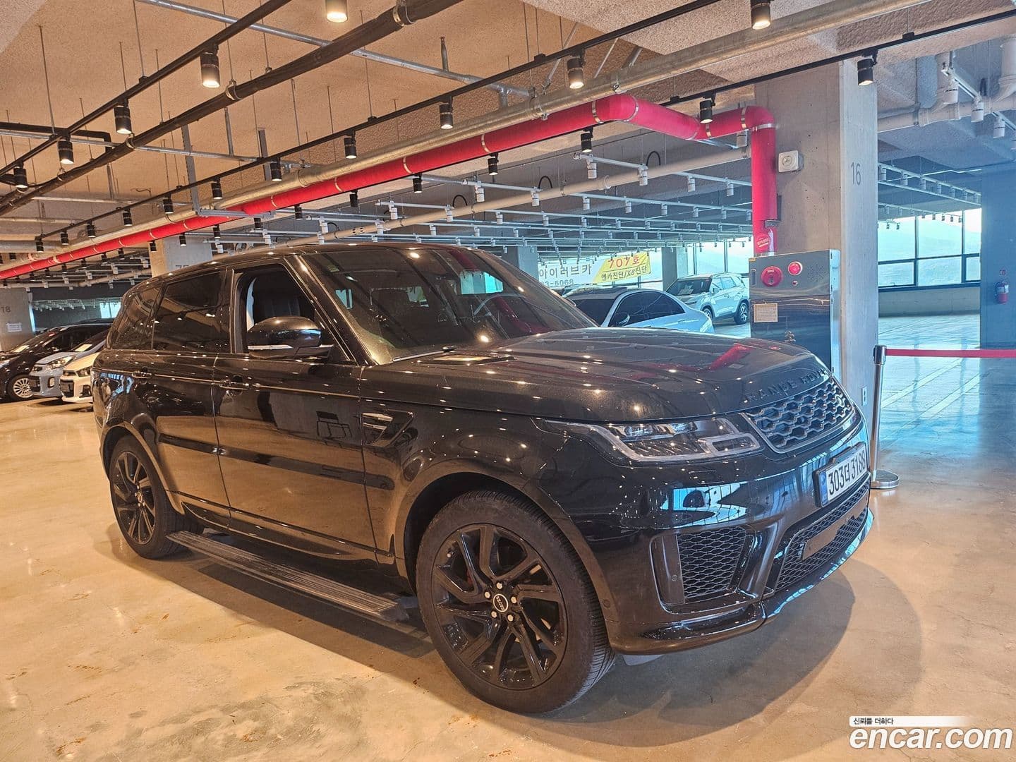 Main__Slider__Photo:Range Rover Sport Land Rover 2018.5-0