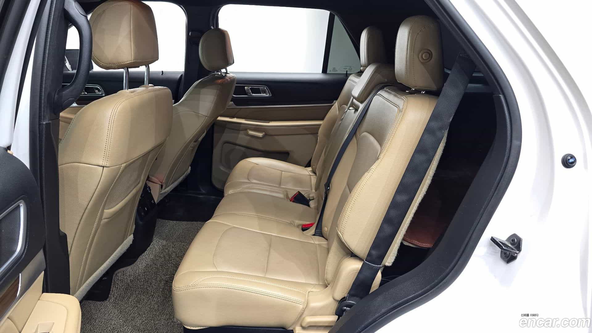 Explorer Ford 2016.2-OPTION-015