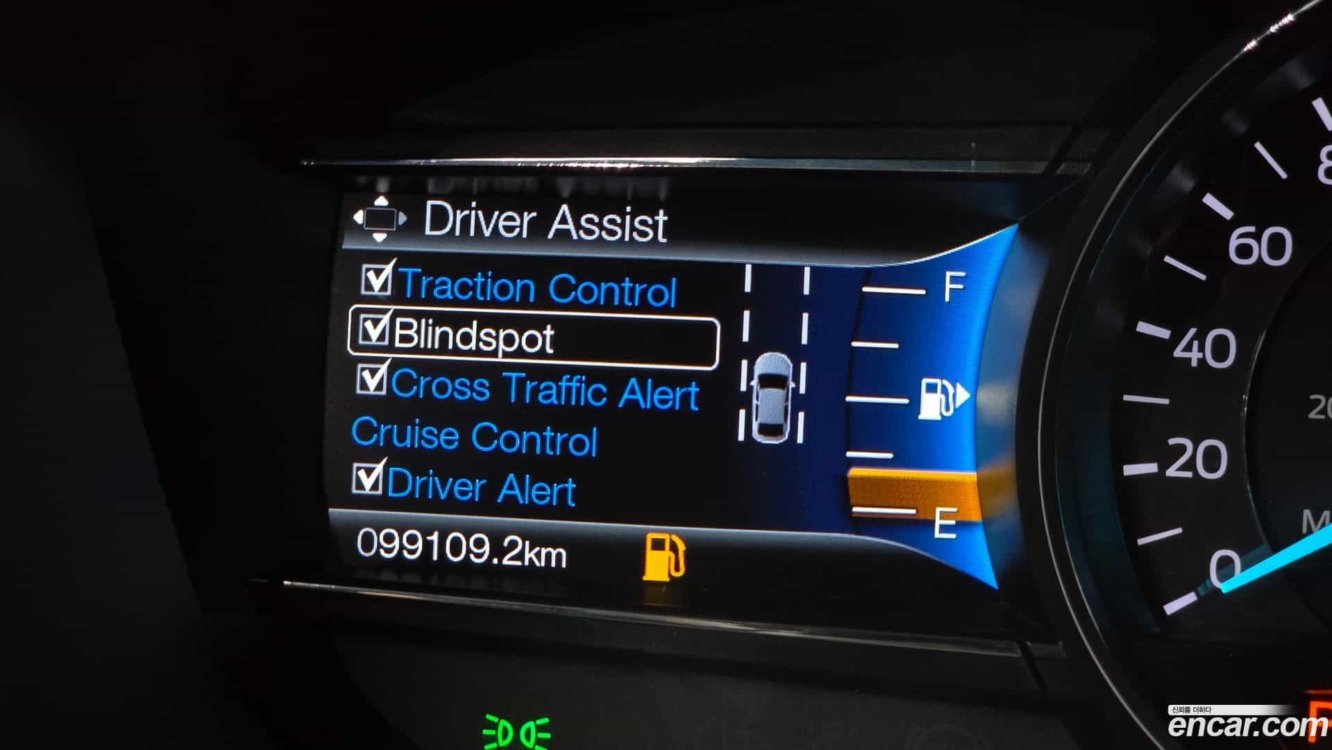 Explorer Ford 2016.2-OPTION-022