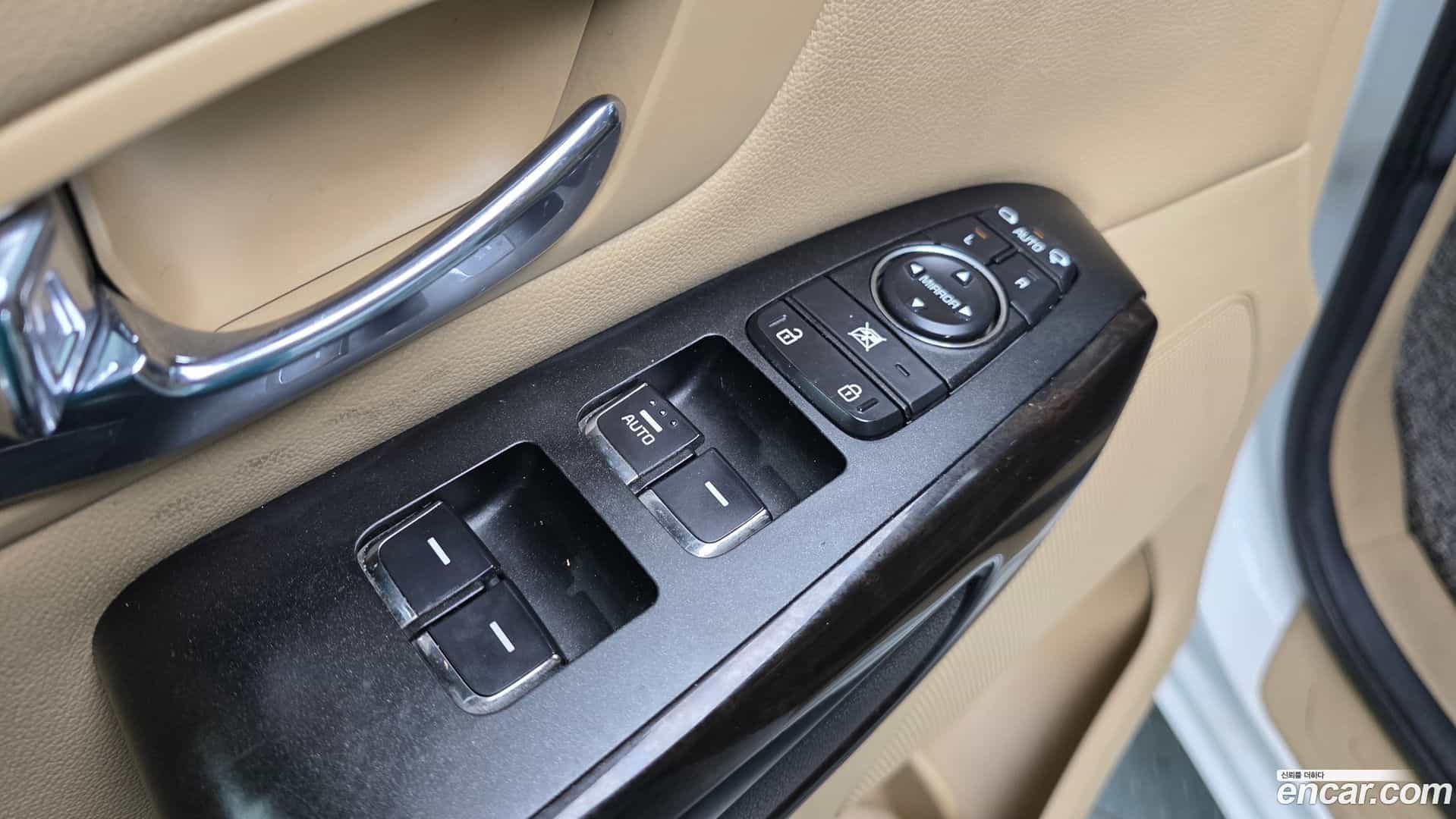 Canival Kia 2018.5-OPTION-016