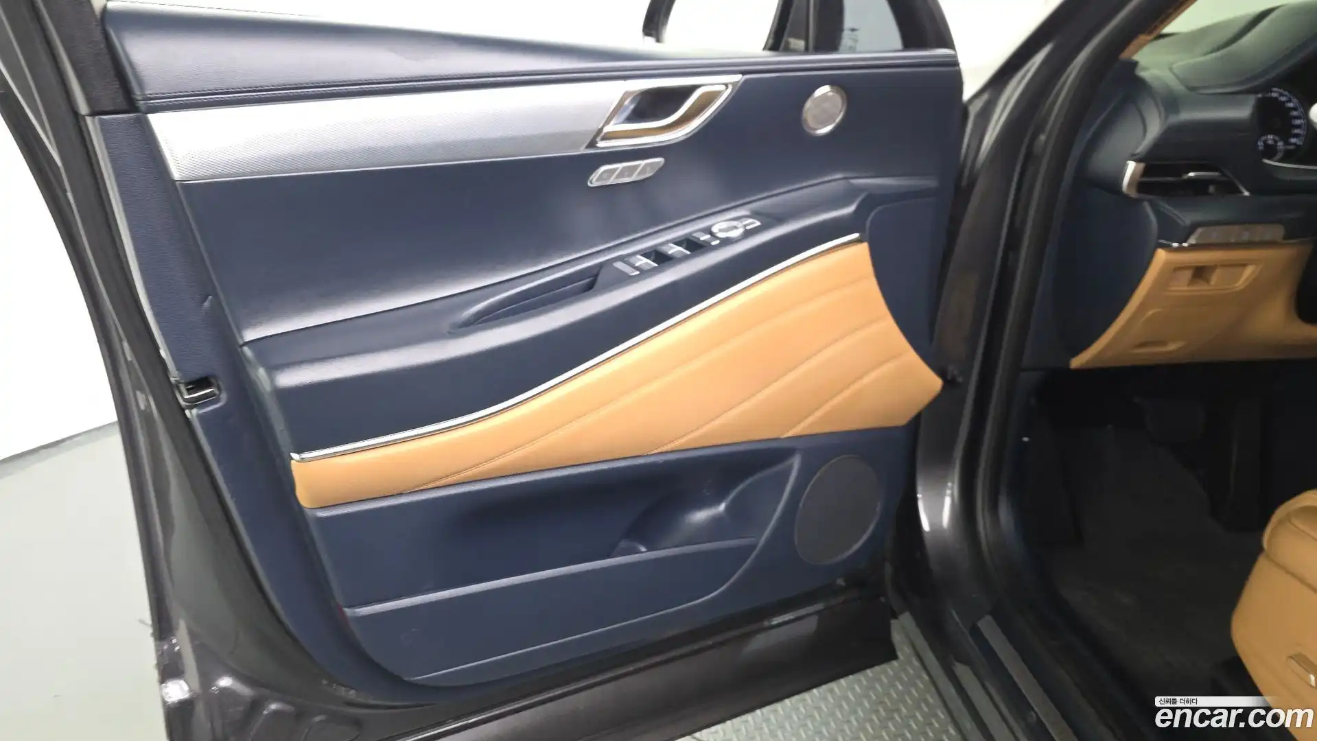 GV80 Genesis 2022.1-INNER-034