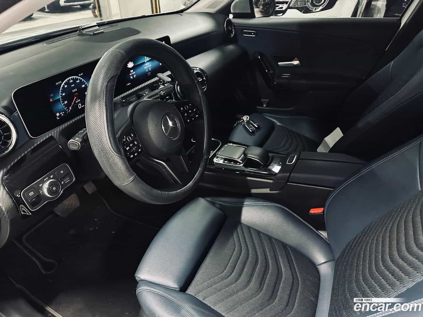A-Class Mercedes-Benz 2019.10-INNER-010