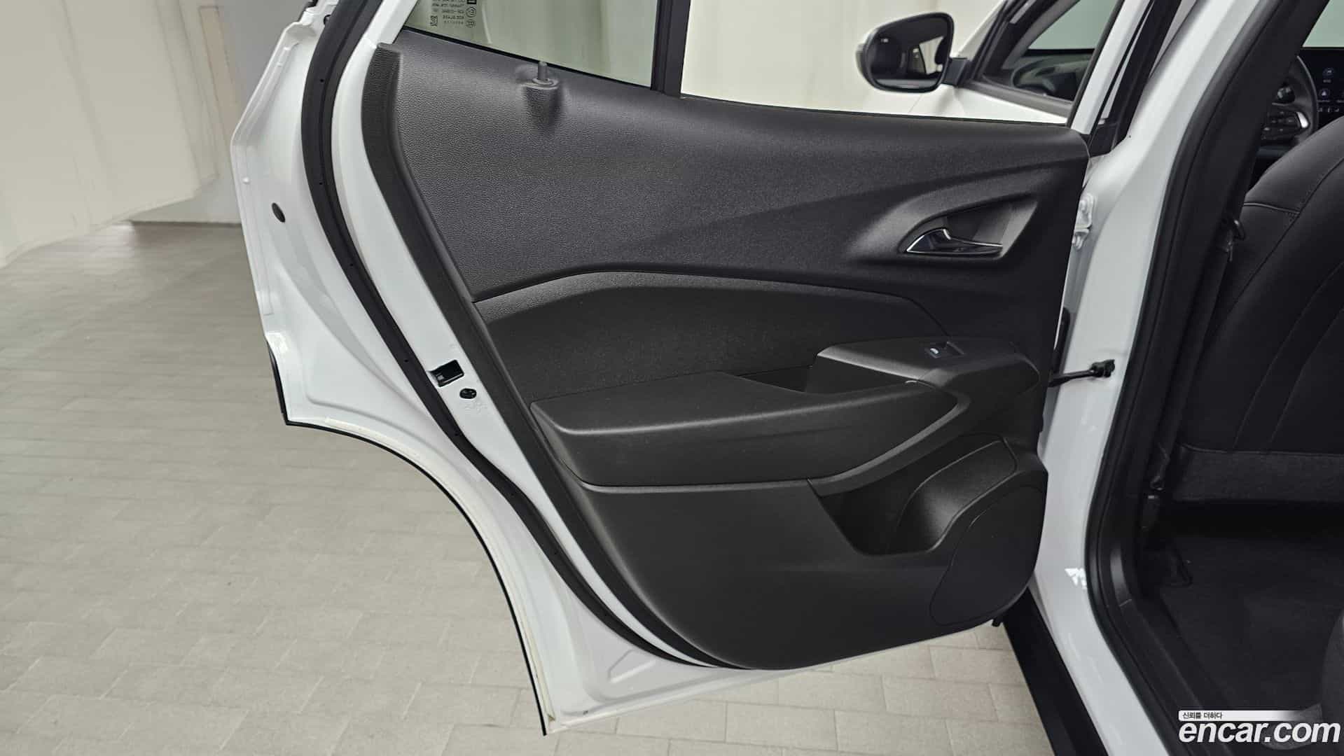 Trax Chevrolet 2023.7-INNER-035