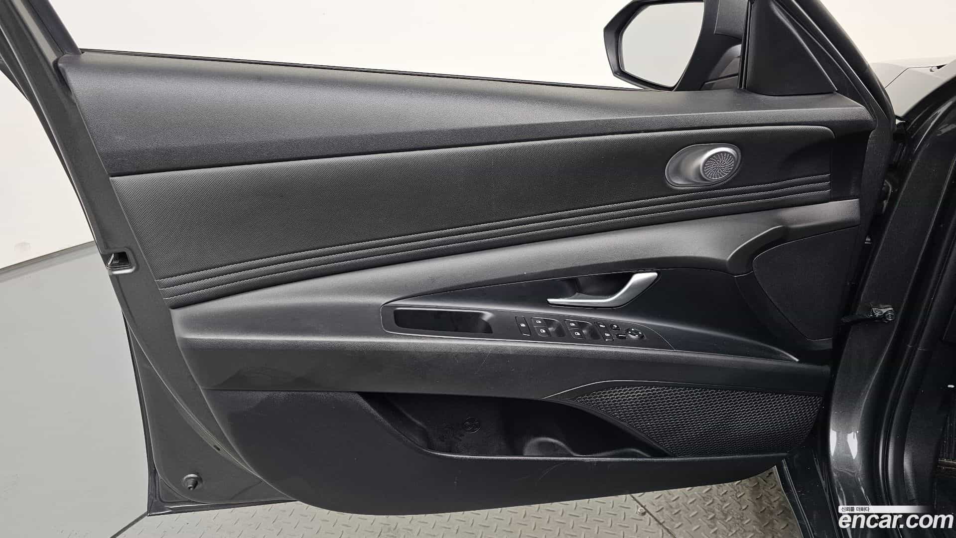 AVANTE Hyundai 2022.3-INNER-034