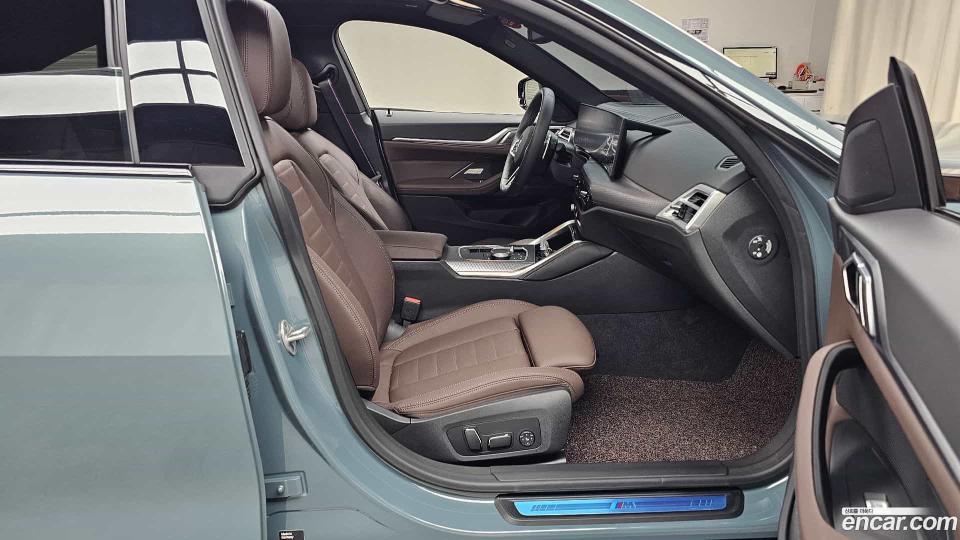 4-Series BMW 2026.3-INNER-036
