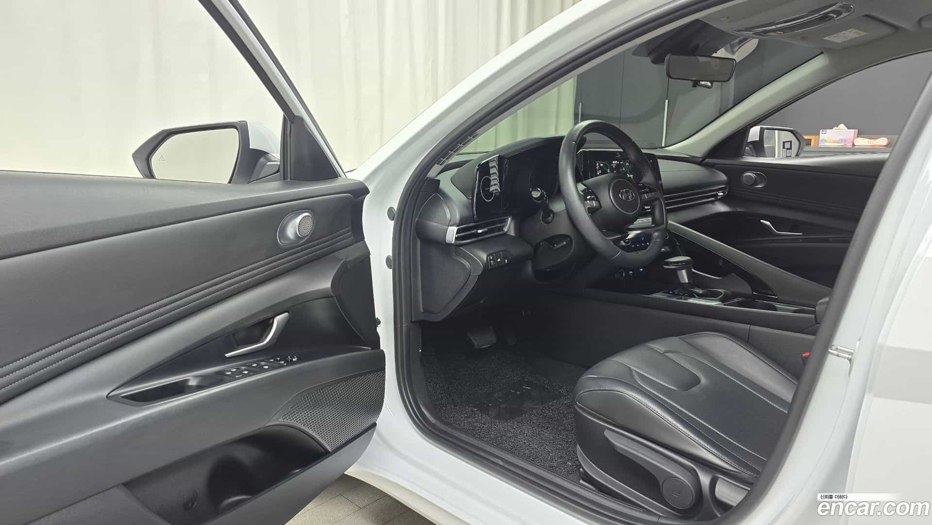 AVANTE Hyundai 2023.2-INNER-010