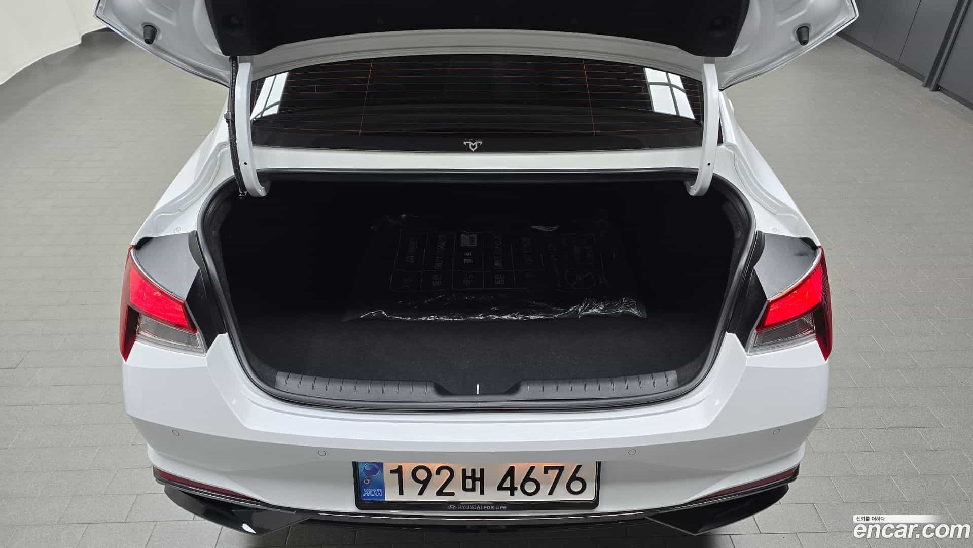 AVANTE Hyundai 2023.2-OPTION-024