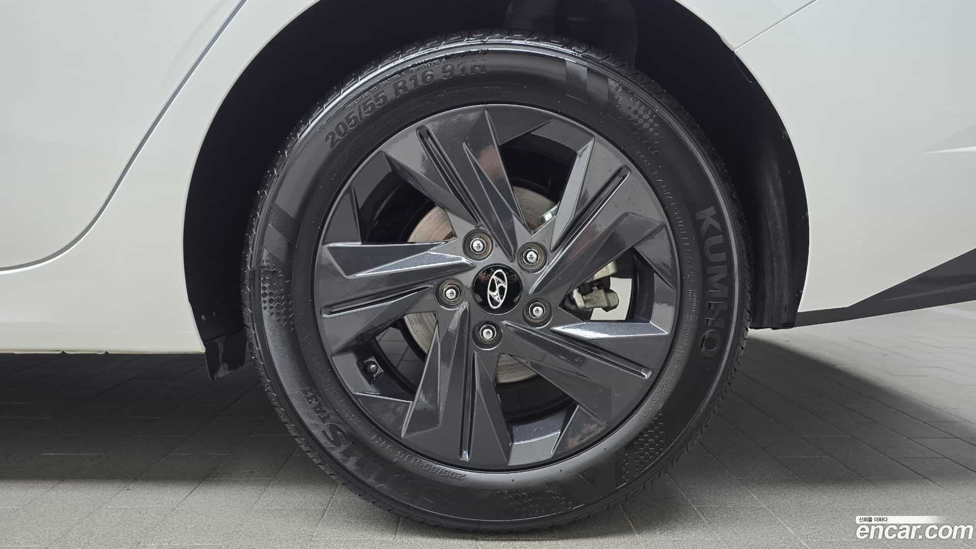 AVANTE Hyundai 2023.2-OUTER-031