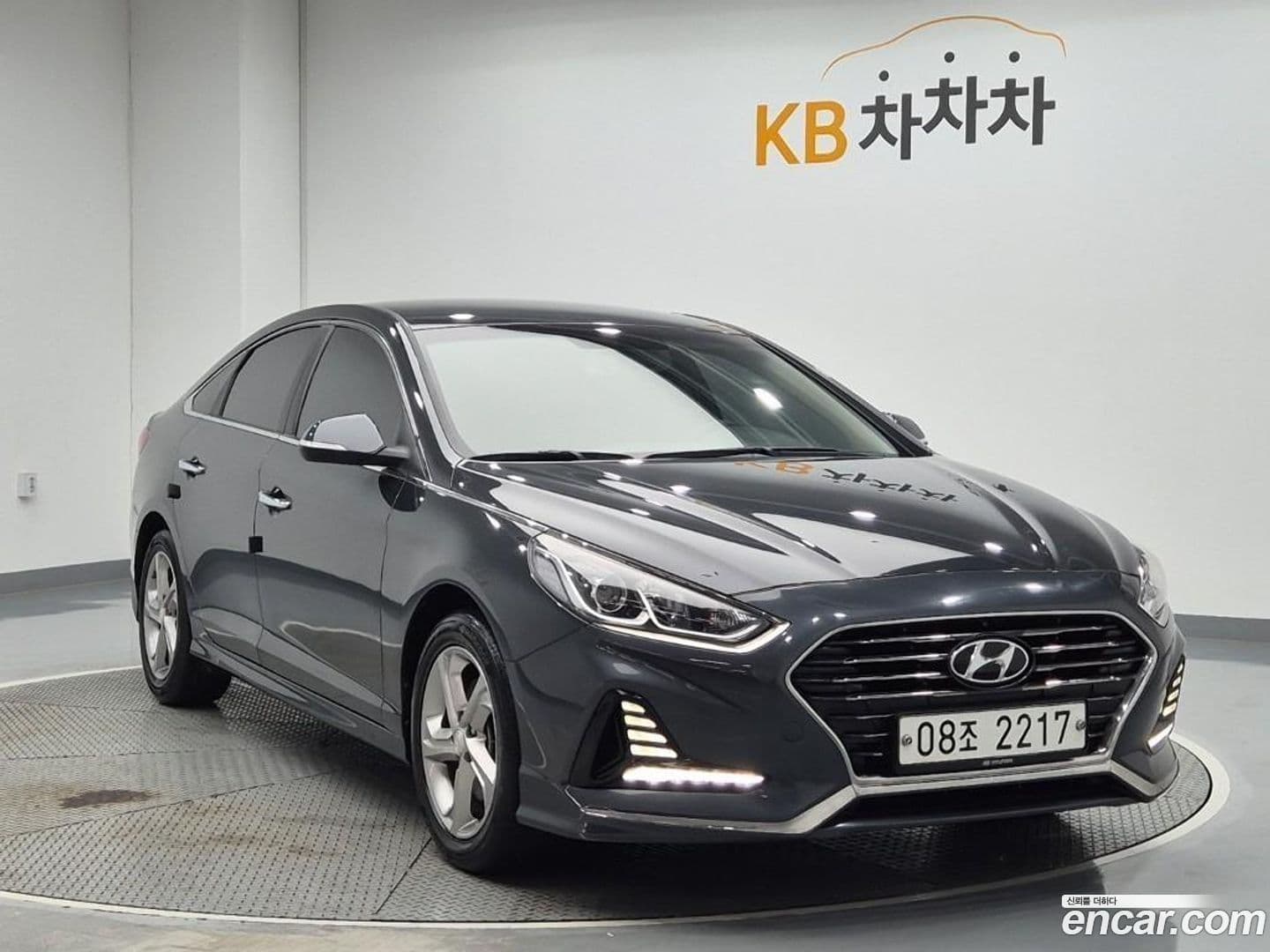 Main__Slider__Photo:Sonata Hyundai 2018.3-0