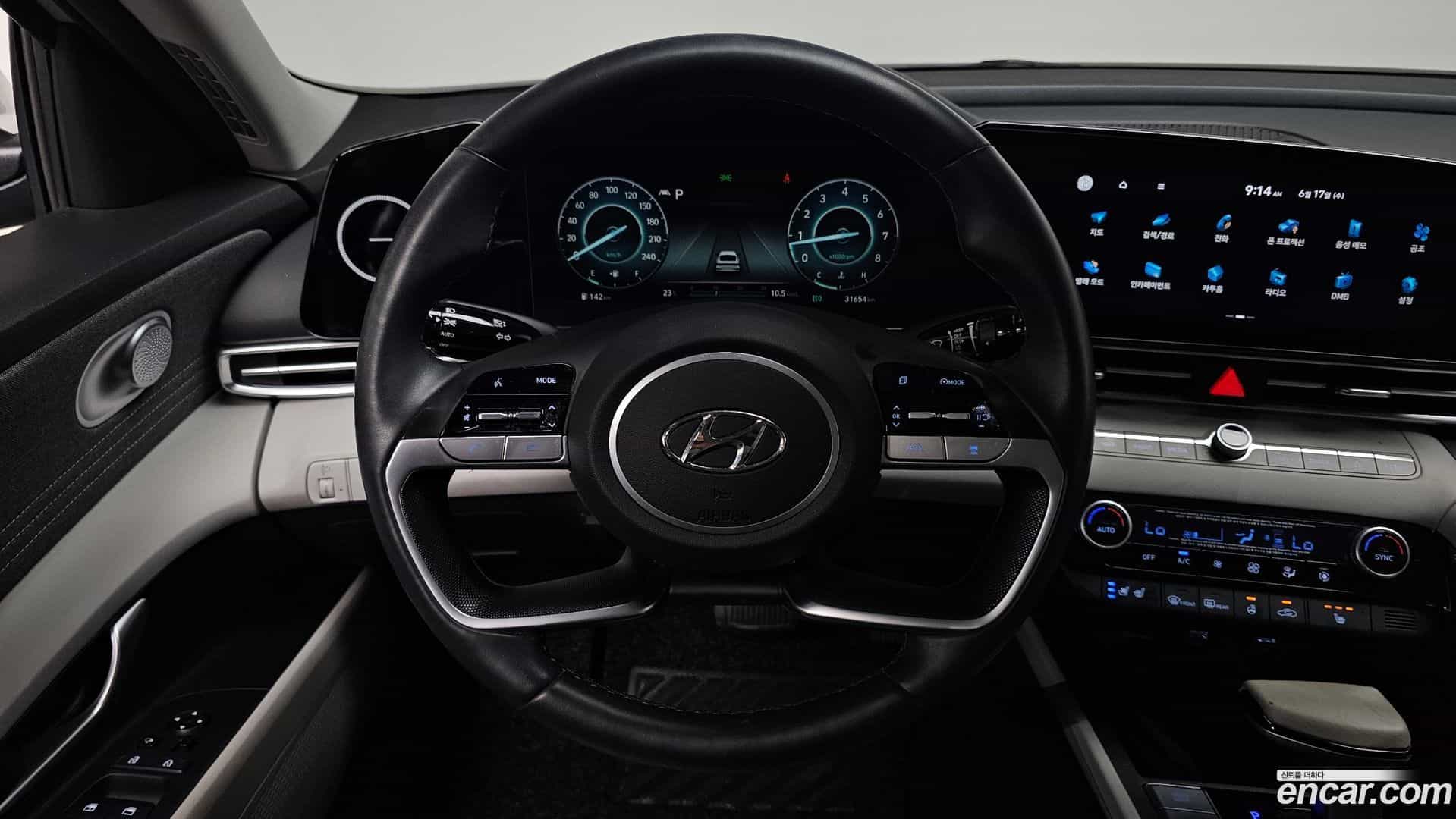 AVANTE Hyundai 2020.5-OPTION-017
