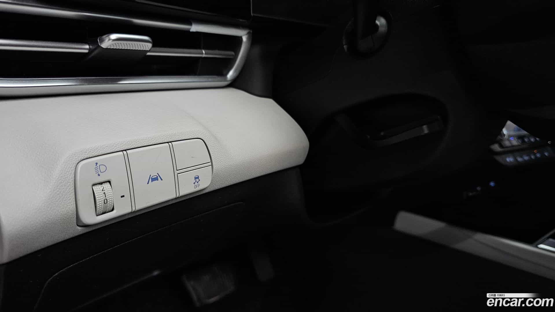AVANTE Hyundai 2020.5-OPTION-024