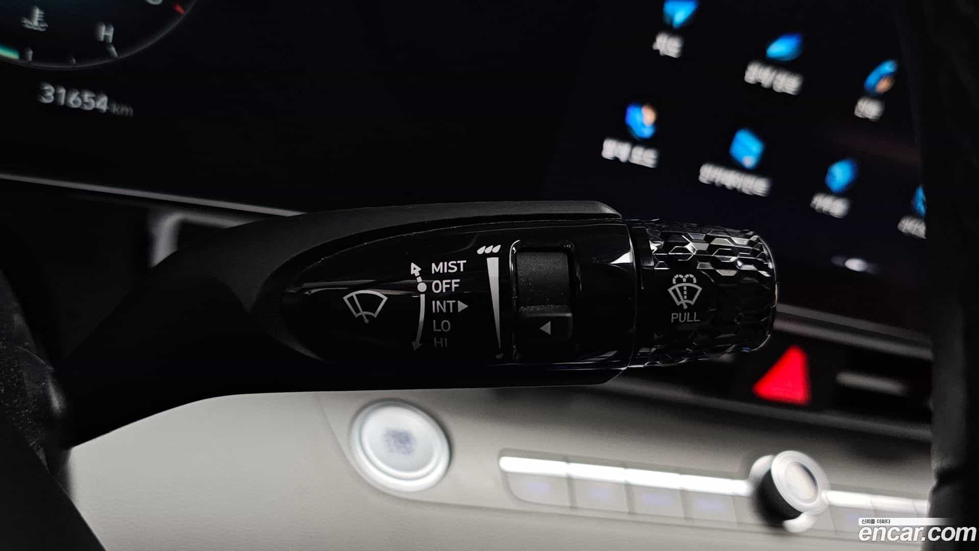 AVANTE Hyundai 2020.5-OPTION-042