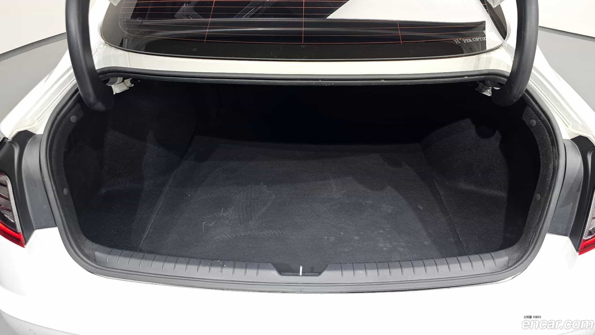 Sonata Hyundai 2022.6-OPTION-019