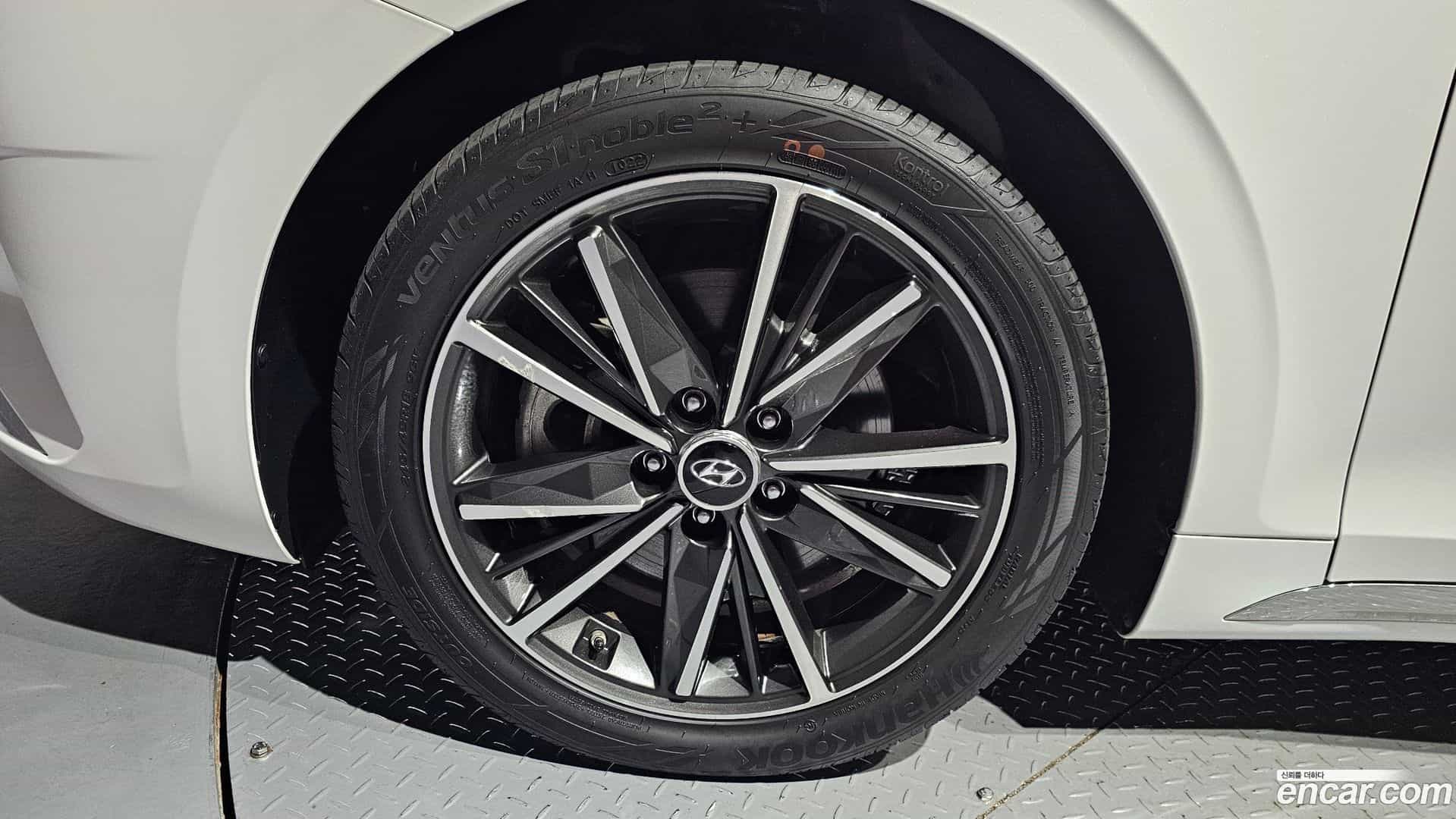 Grandeur Hyundai 2022.3-OUTER-005