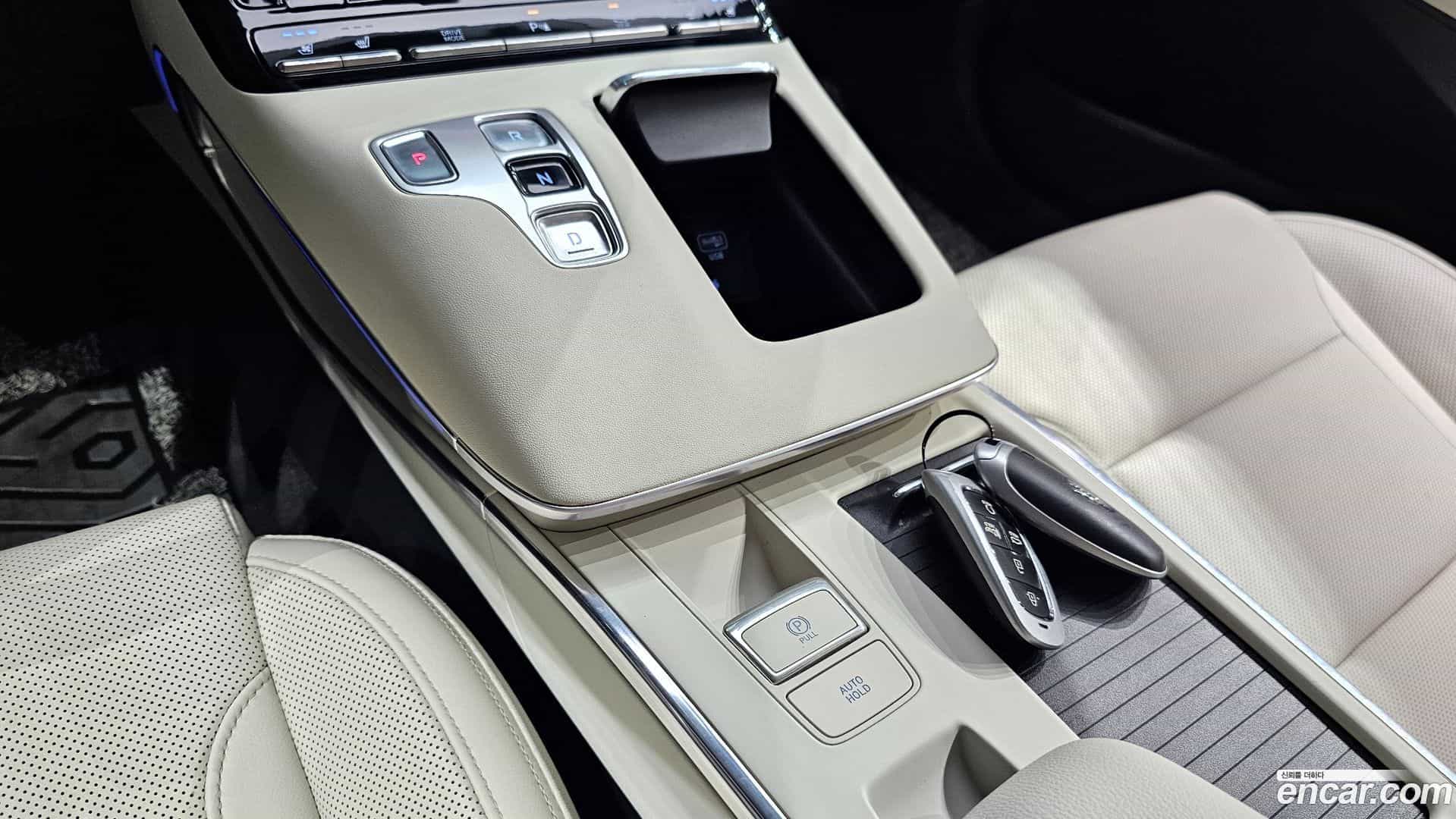 Grandeur Hyundai 2022.3-INNER-009
