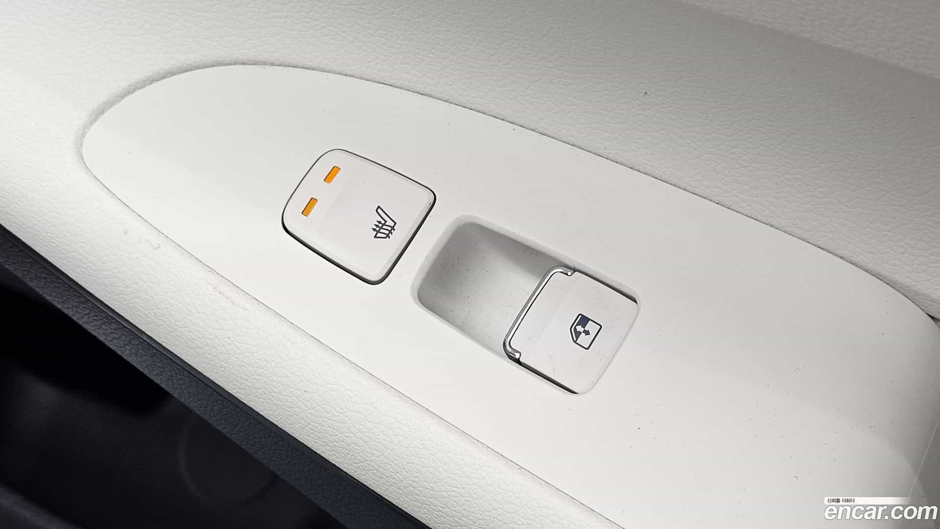 Grandeur Hyundai 2022.3-OPTION-022