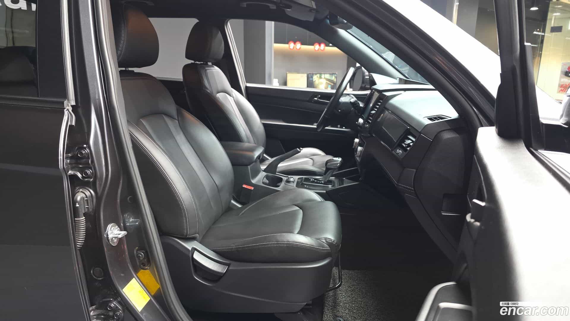 Rexton KG Mobility 2020.9-OPTION-015