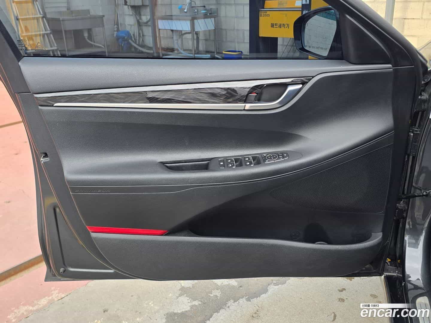 Grandeur Hyundai 2019.3-INNER-007