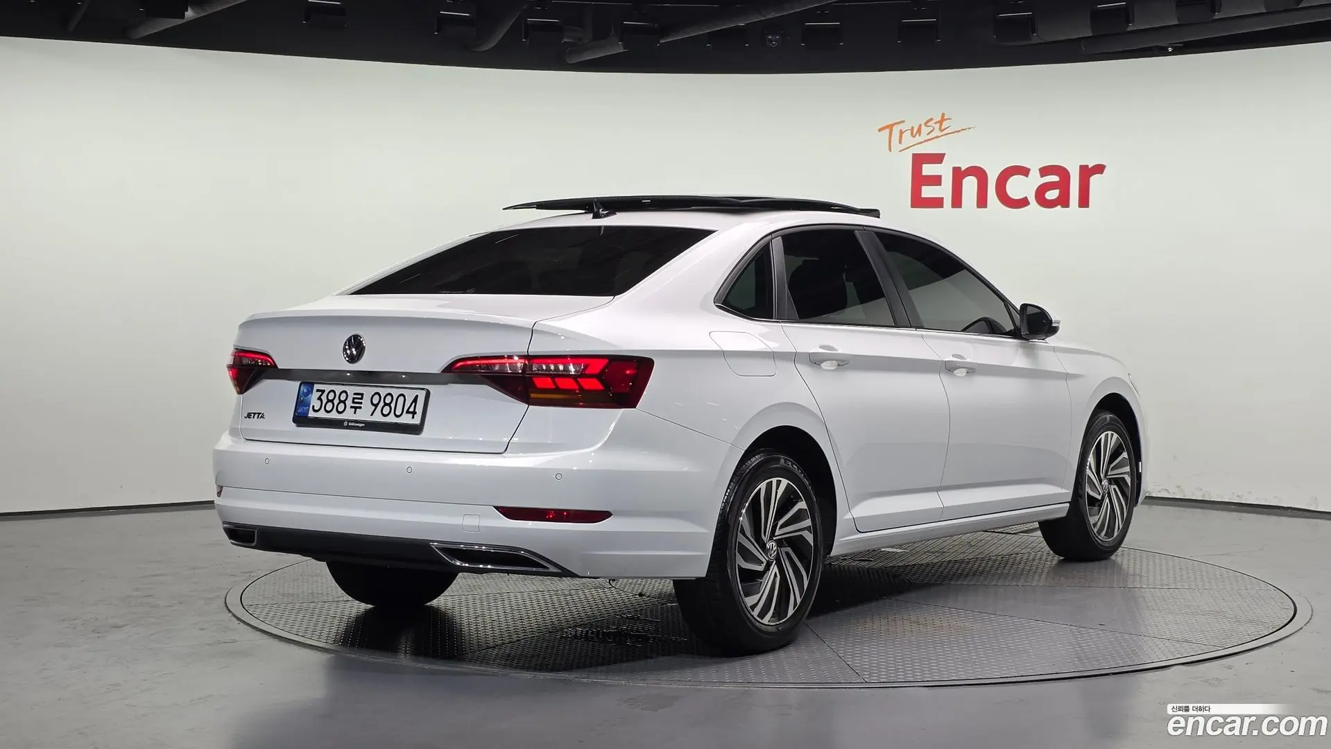 Main__Slider__Photo:Jetta Volkswagen 2021.11-1