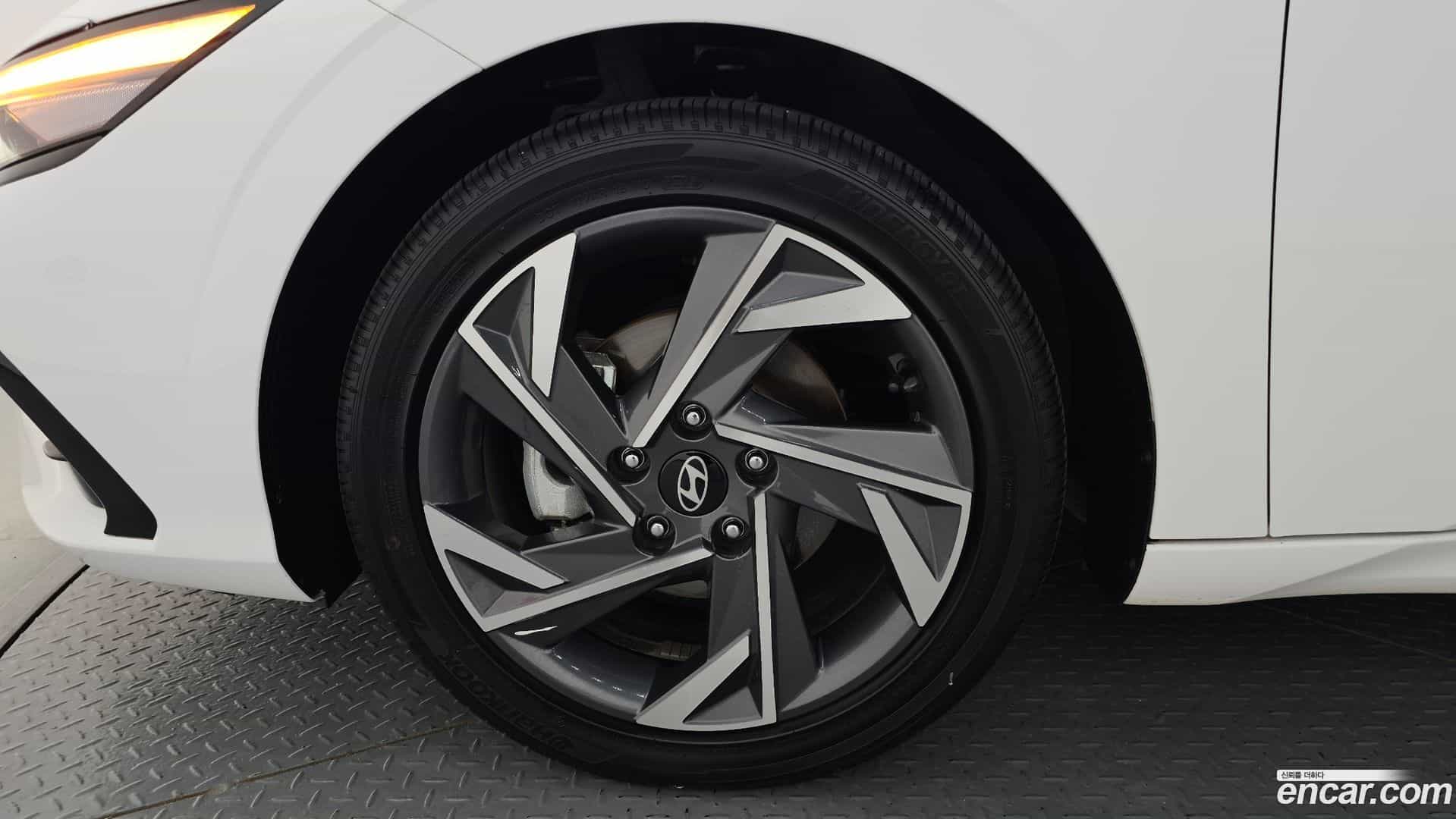 AVANTE Hyundai 2023.8-OUTER-005
