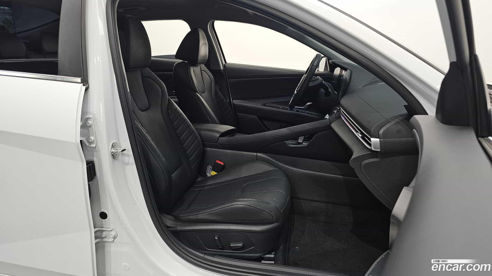 AVANTE Hyundai 2023.8-INNER-010
