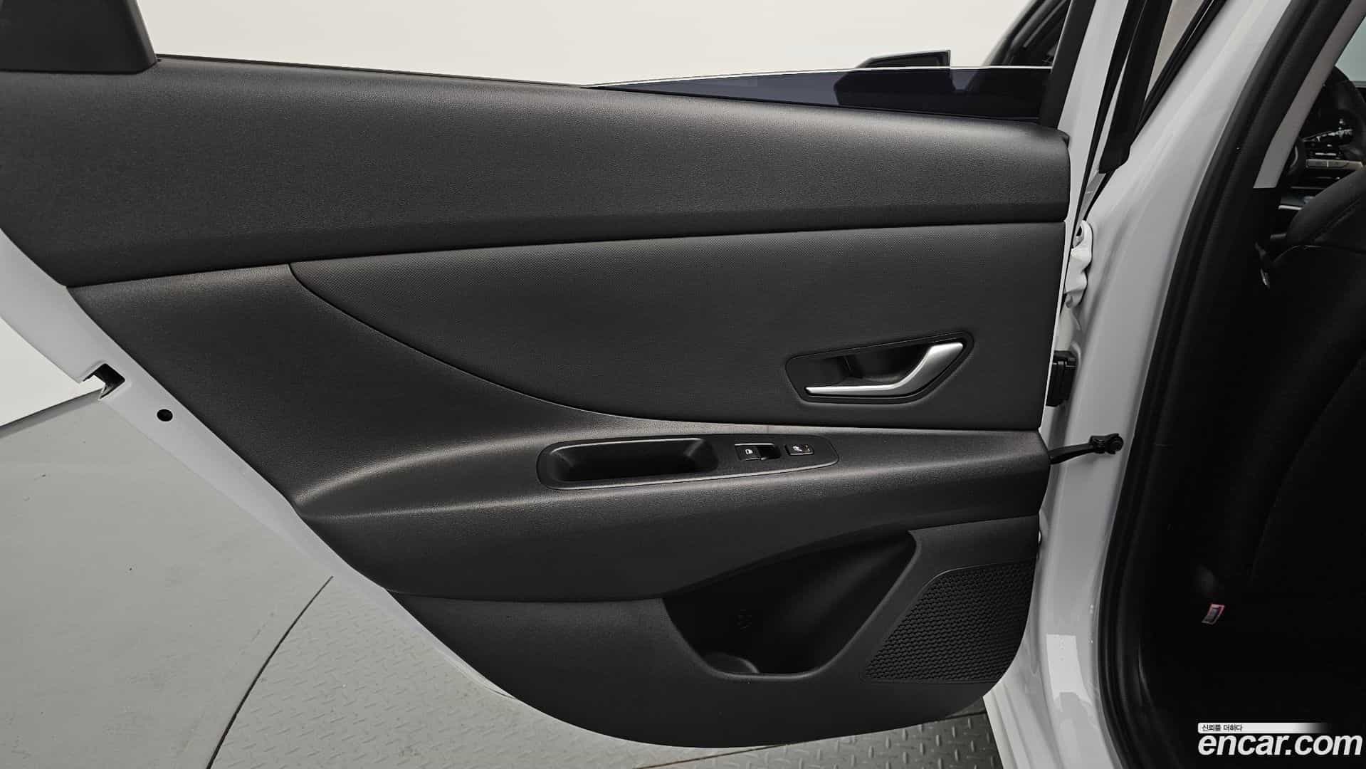 AVANTE Hyundai 2023.8-INNER-035